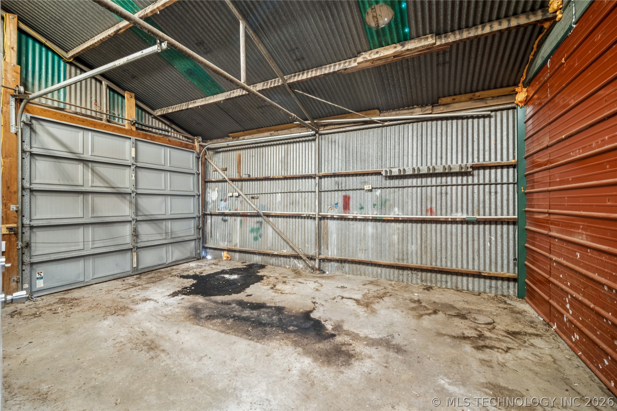 12015 S Poplar Street Property Photo 28