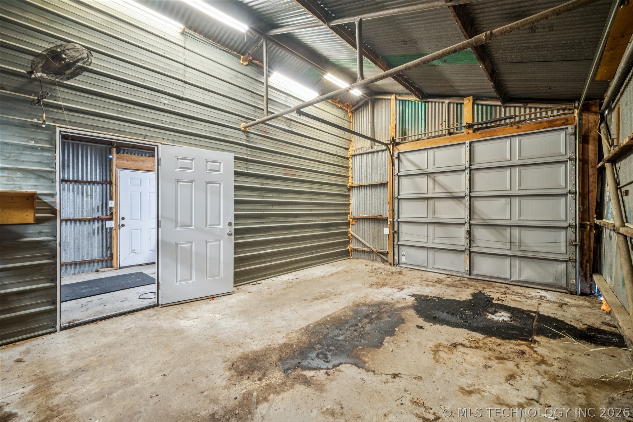 12015 S Poplar Street Property Photo 29