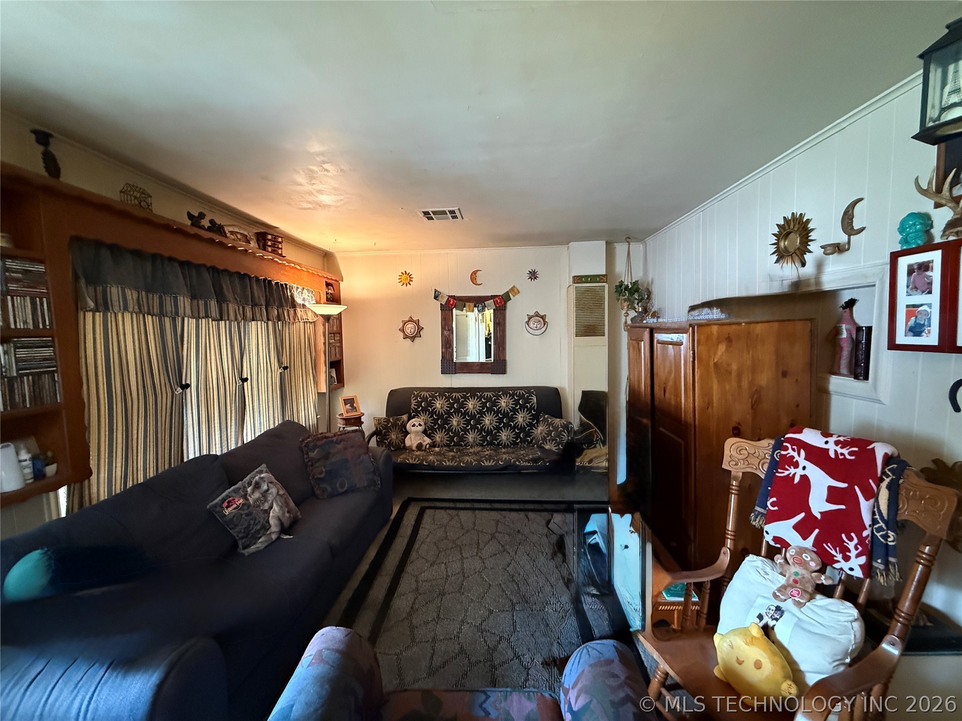 7111 E Marshall Street Property Photo 5