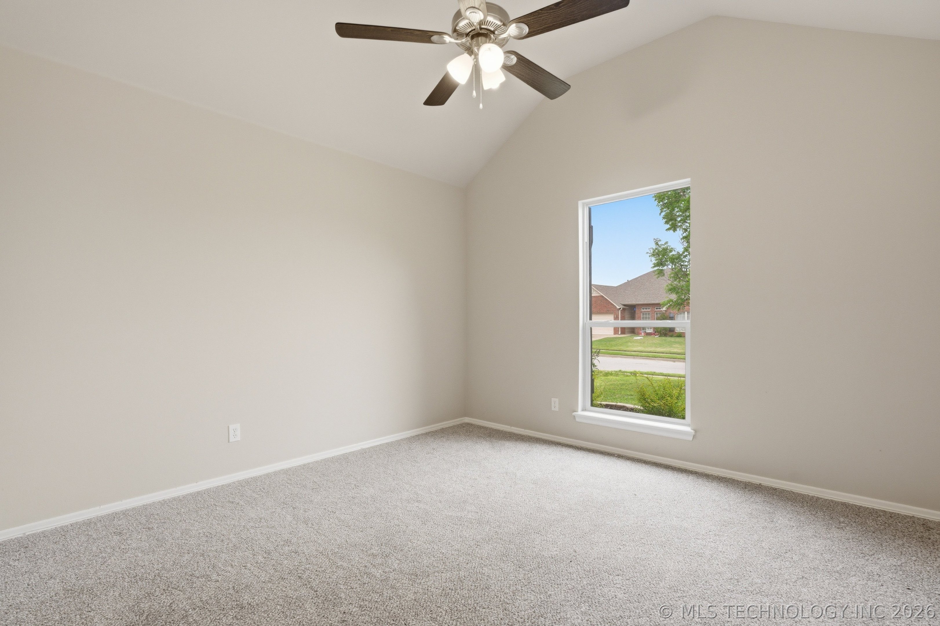 12426 E 129th Street N Property Photo 24