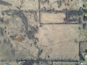 600 Paw Paw Property Photo 10
