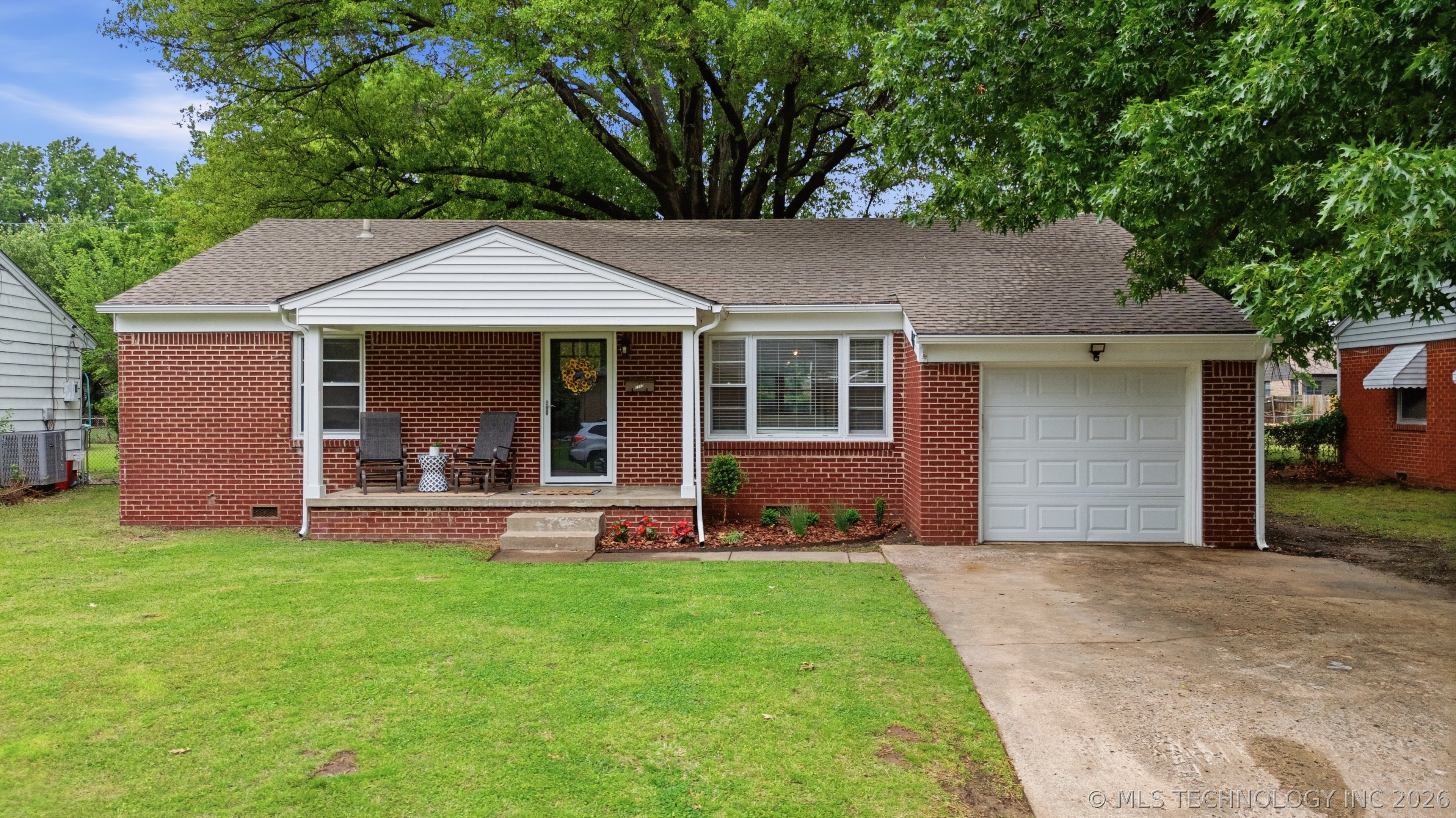 5142 S Trenton Avenue Property Photo 1