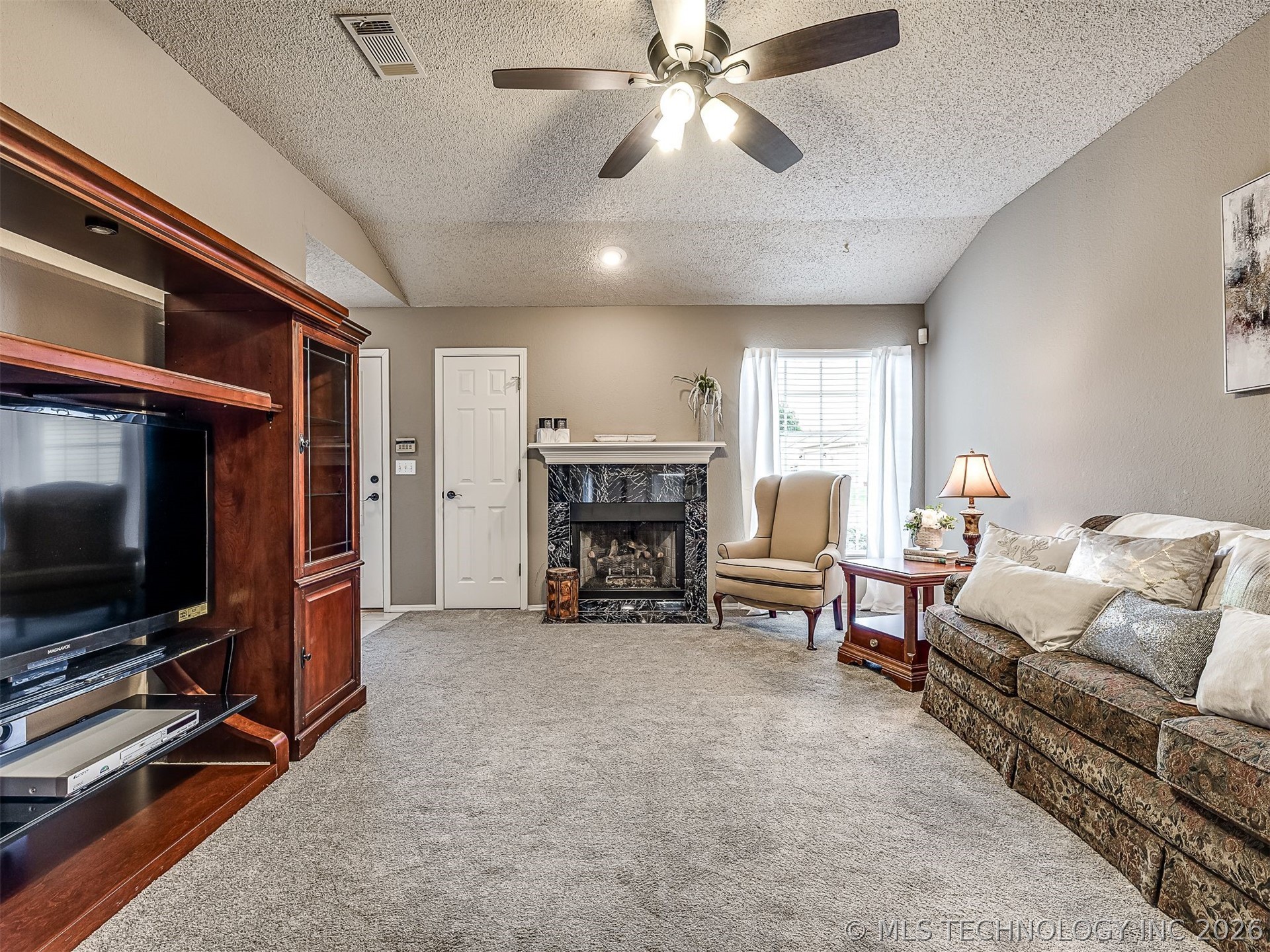 8212 S 84th East Avenue Property Photo 15