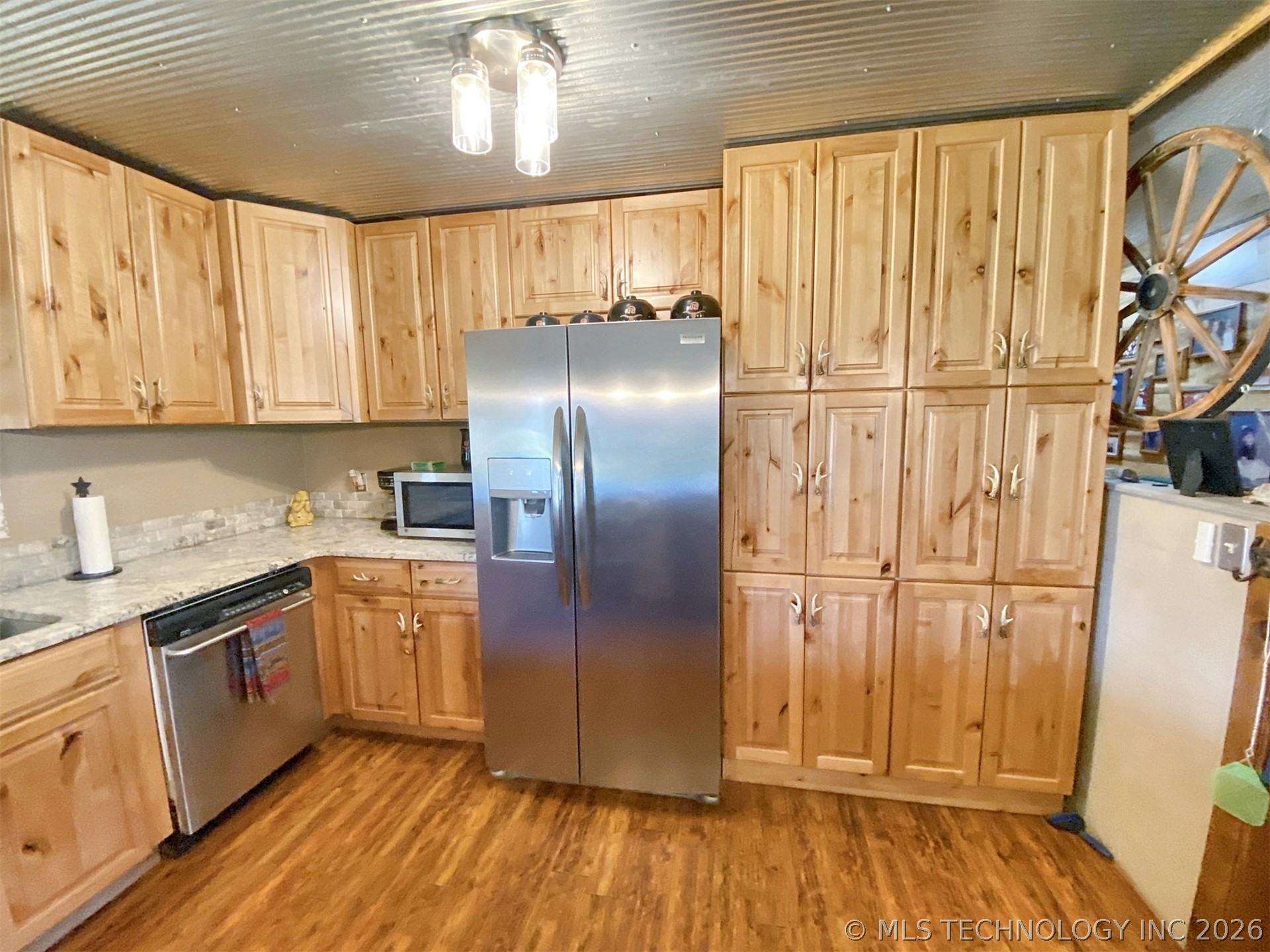 465501 E 800 Road Property Photo 6