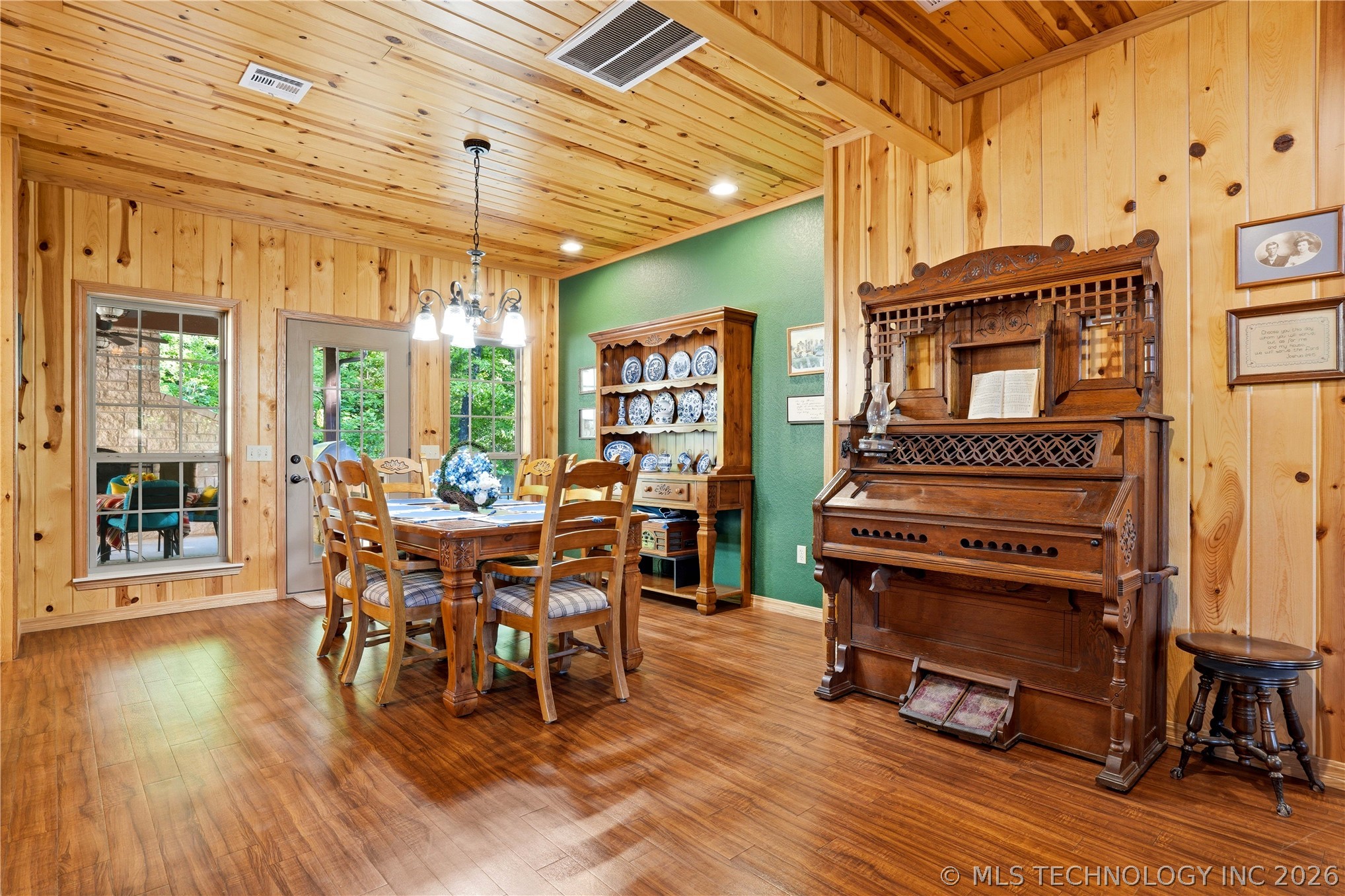 452316 E 953 Road Property Photo 23