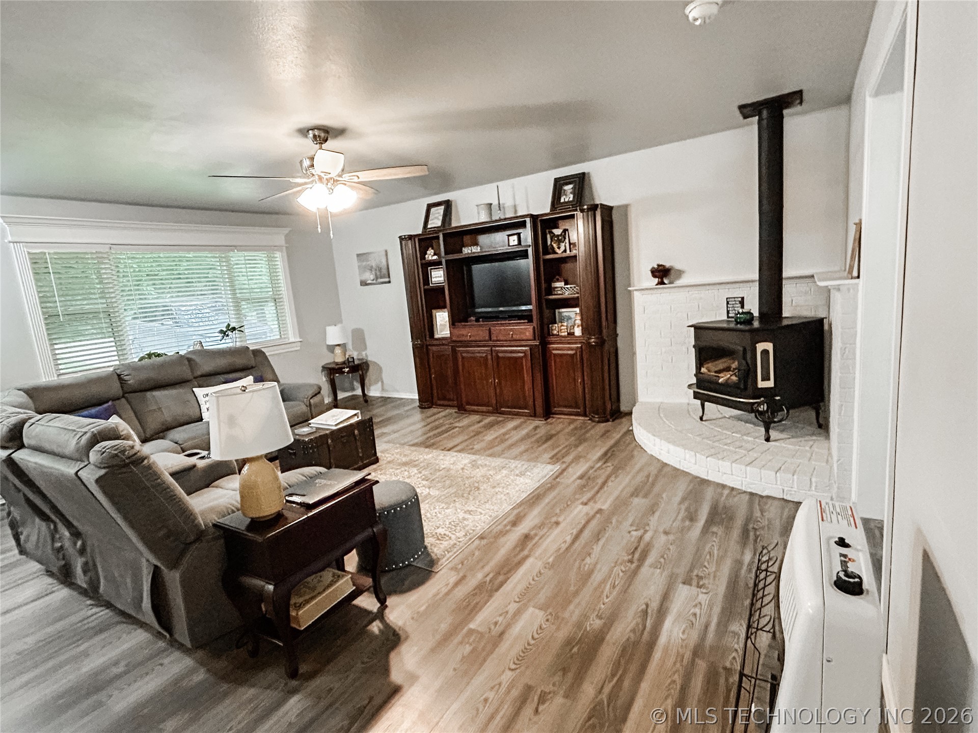 115411 S 4192 Road Property Photo 5