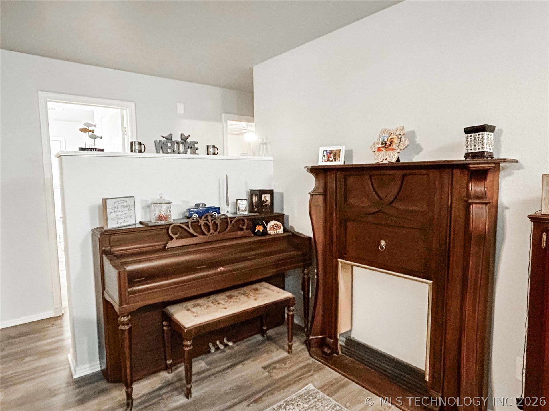 115411 S 4192 Road Property Photo 10