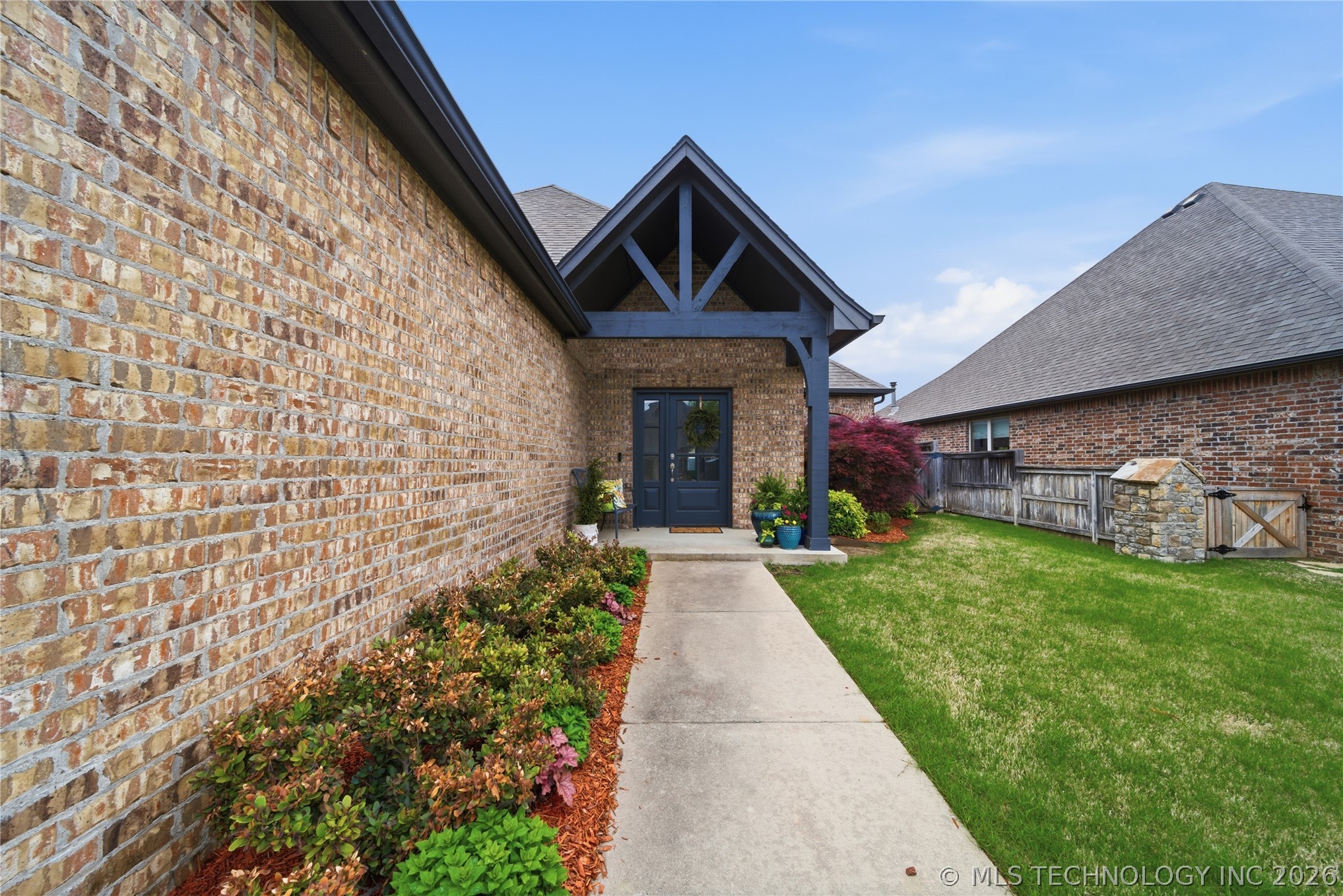 14502 S Vandalia Avenue Property Photo 5