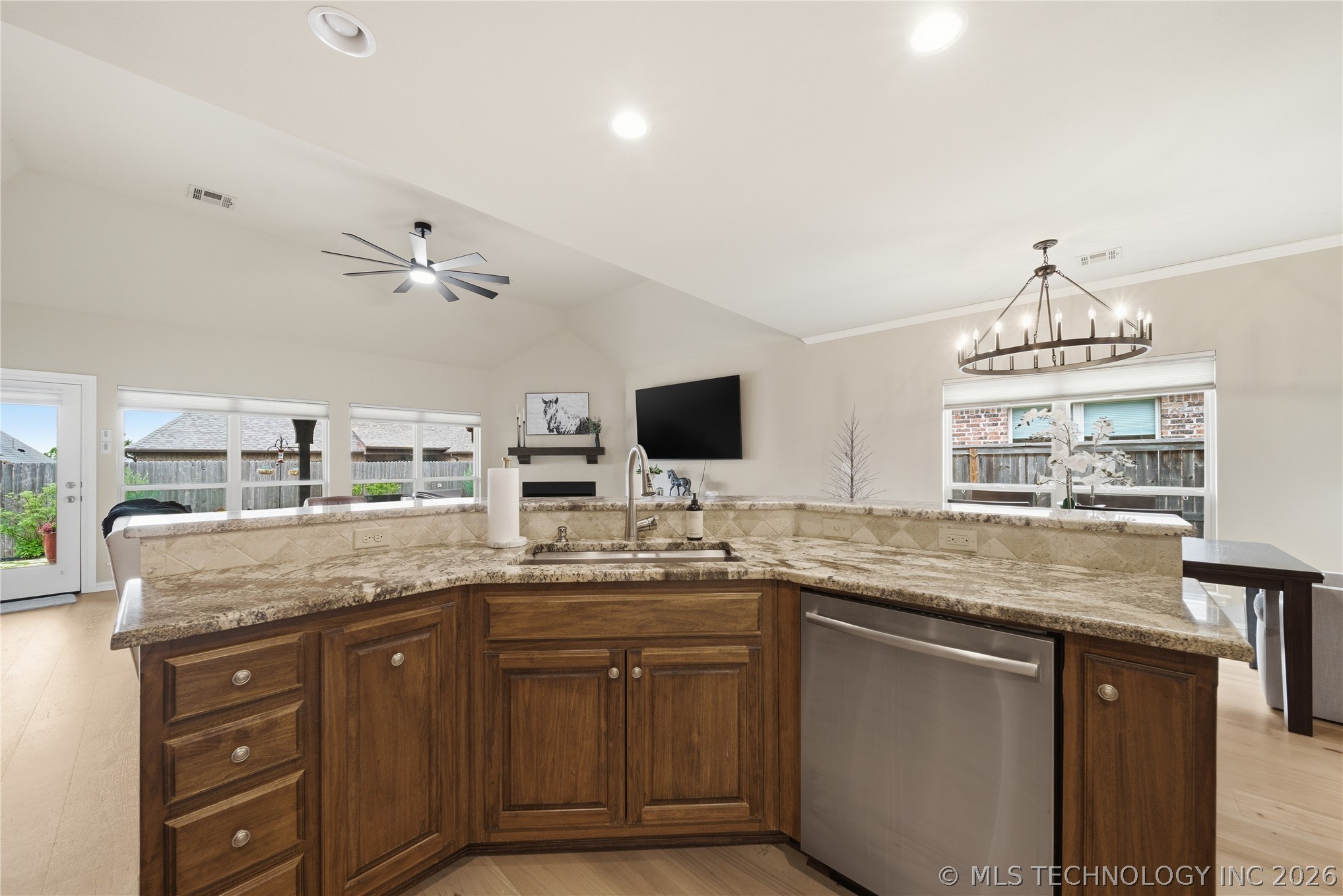 14502 S Vandalia Avenue Property Photo 18