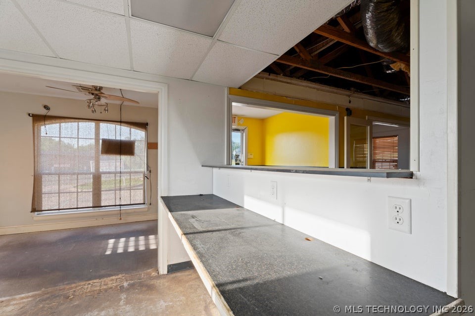 310 E 3rd Street Property Photo 9