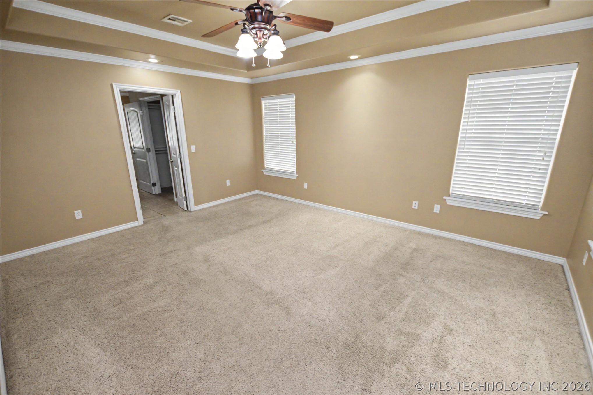 3885 Lexington Avenue Property Photo 14