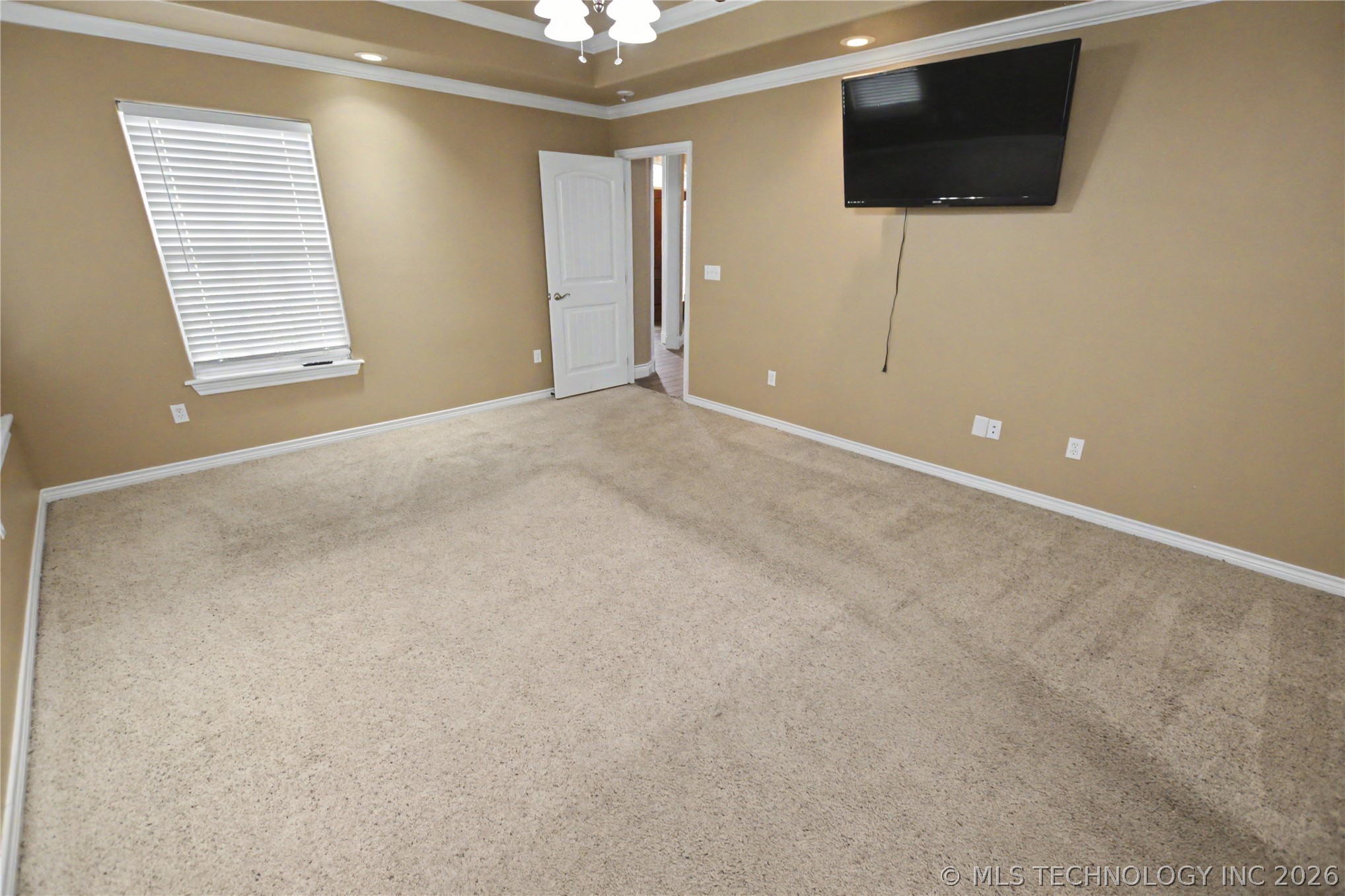 3885 Lexington Avenue Property Photo 15