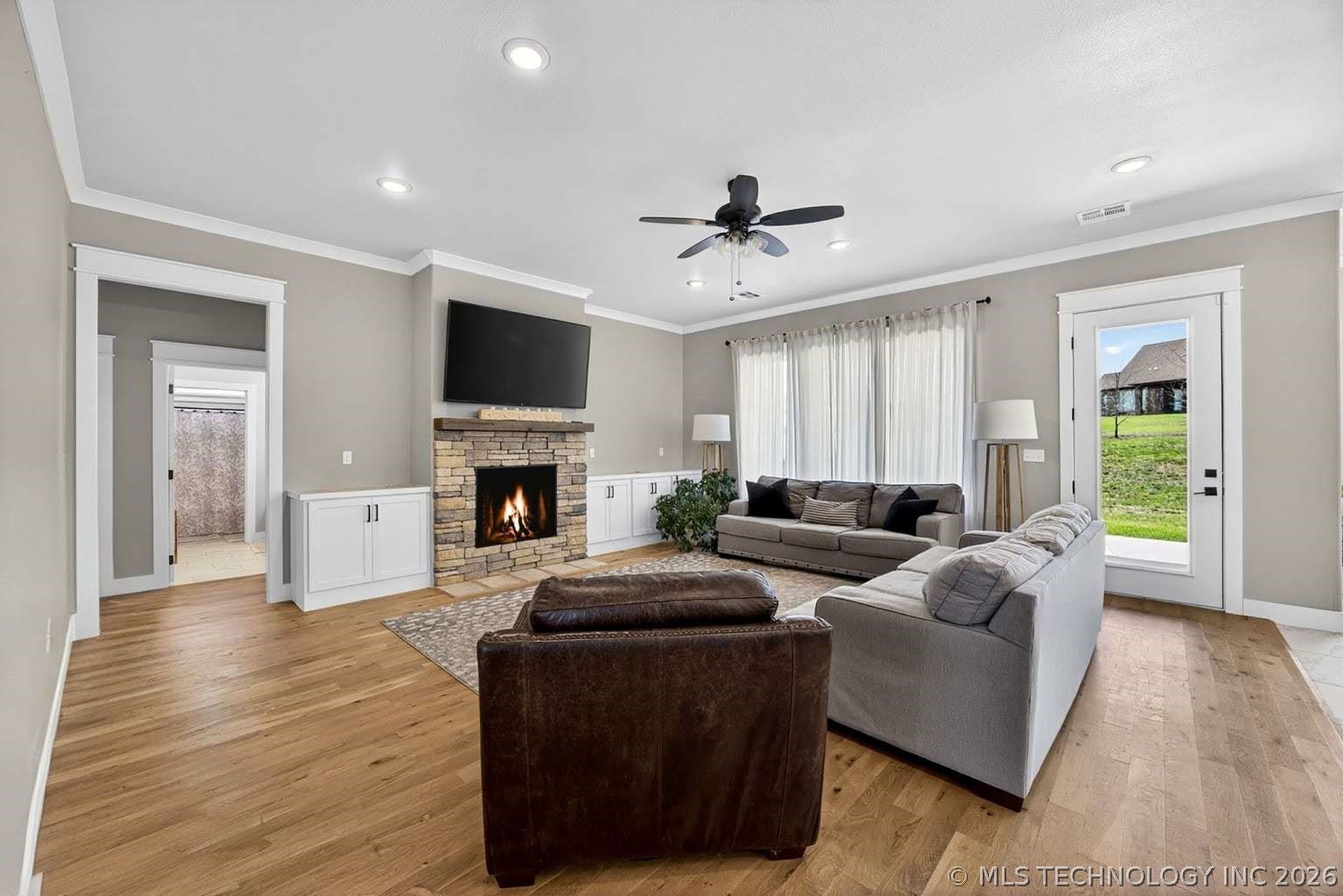10102 Ratliff Drive Property Photo 5
