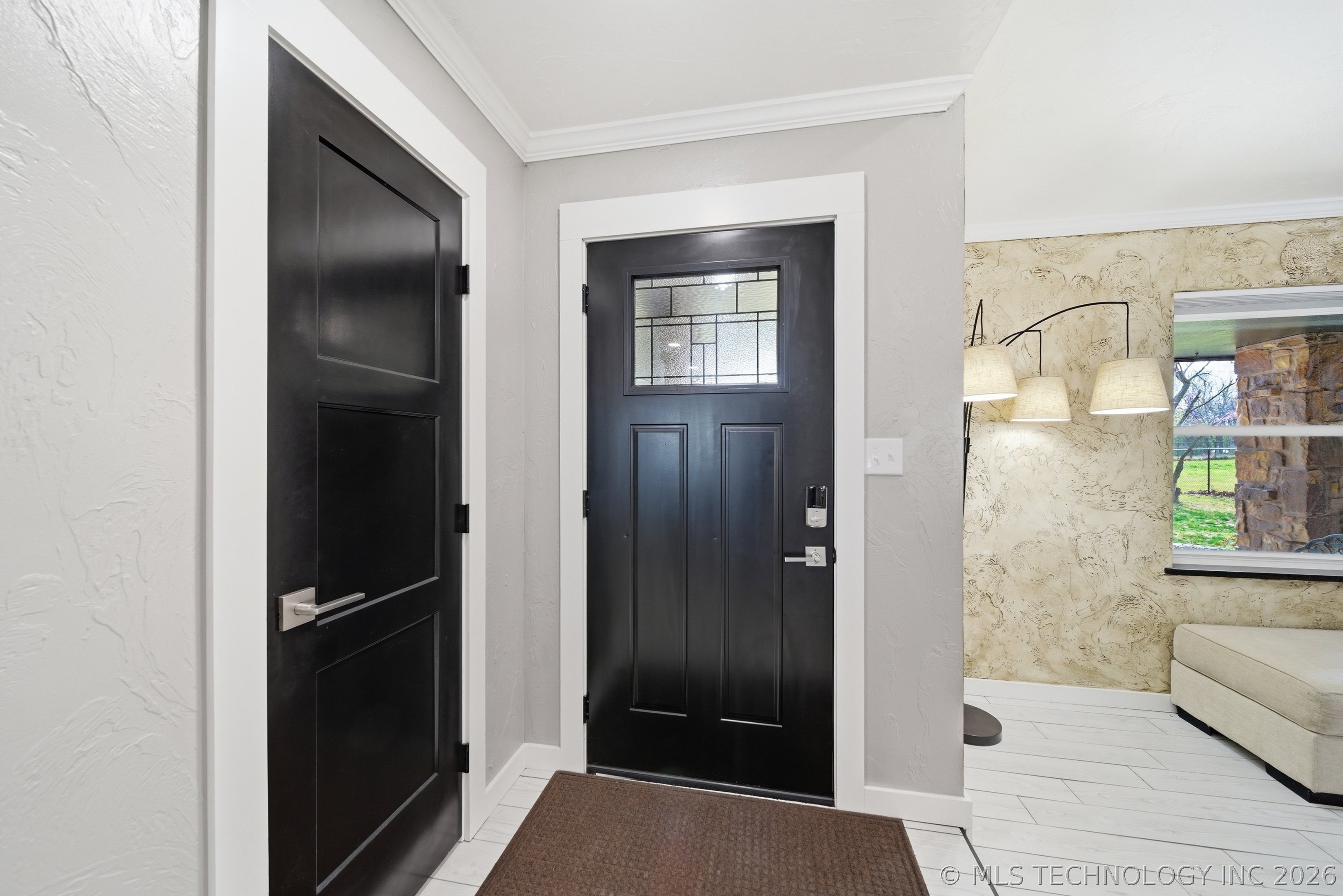 12450 S Elwood Avenue Property Photo 6