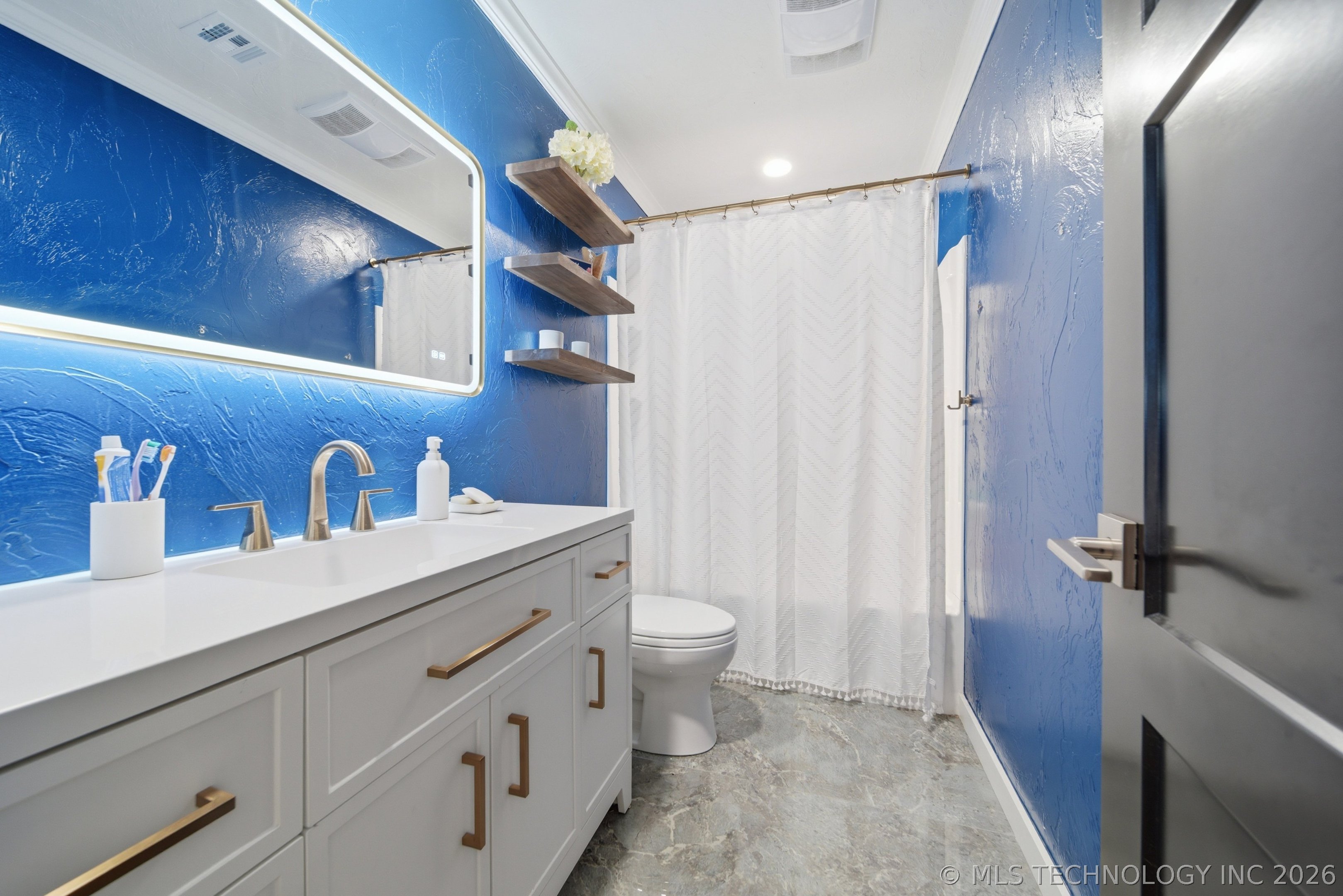 12450 S Elwood Avenue Property Photo 23