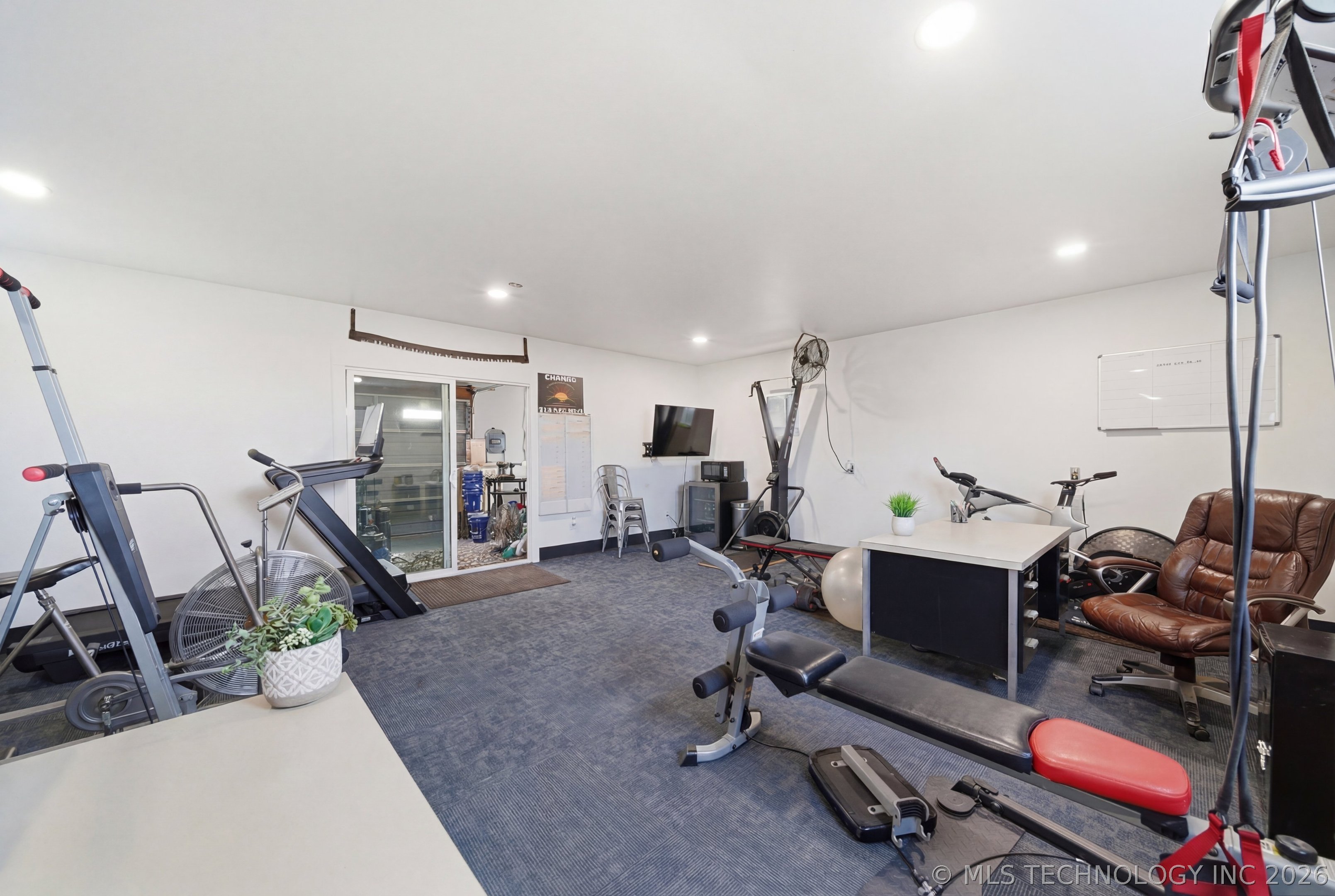 12450 S Elwood Avenue Property Photo 41