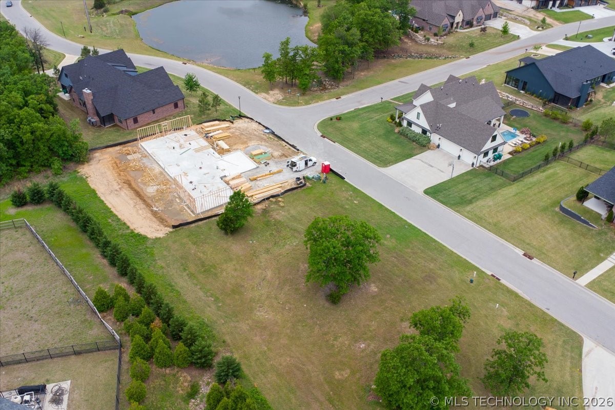 461 Creekside Drive Property Photo 12