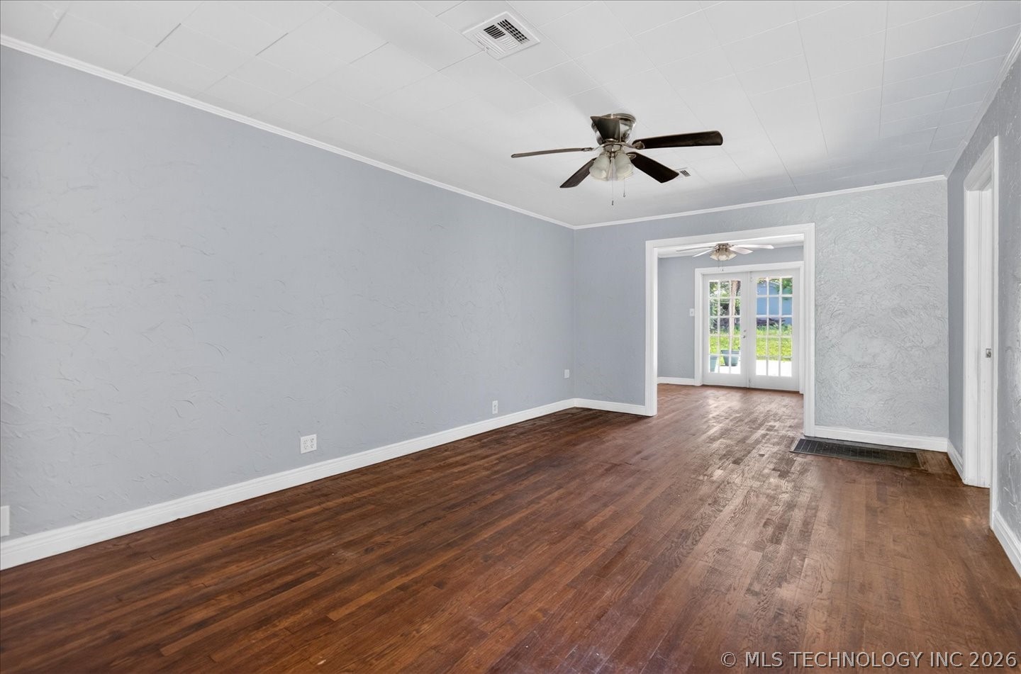 1936 S Johnstone Avenue Property Photo 5