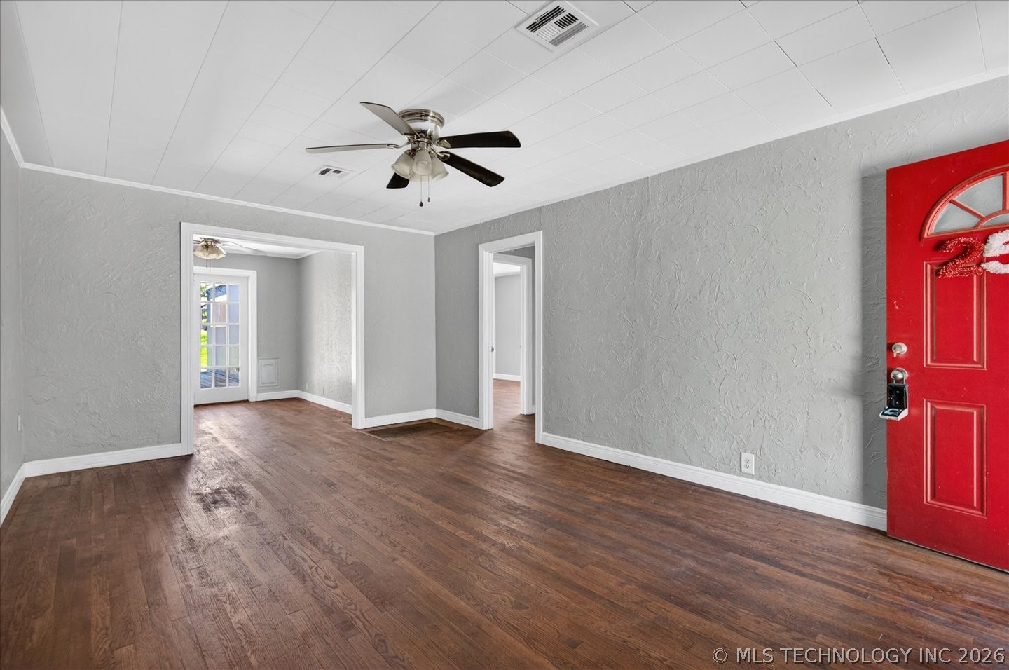 1936 S Johnstone Avenue Property Photo 6