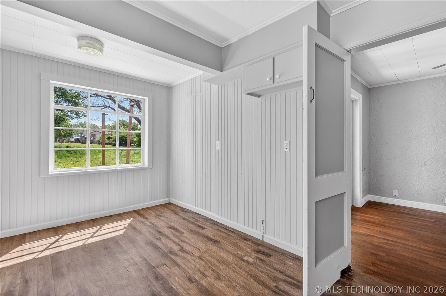 1936 S Johnstone Avenue Property Photo 13