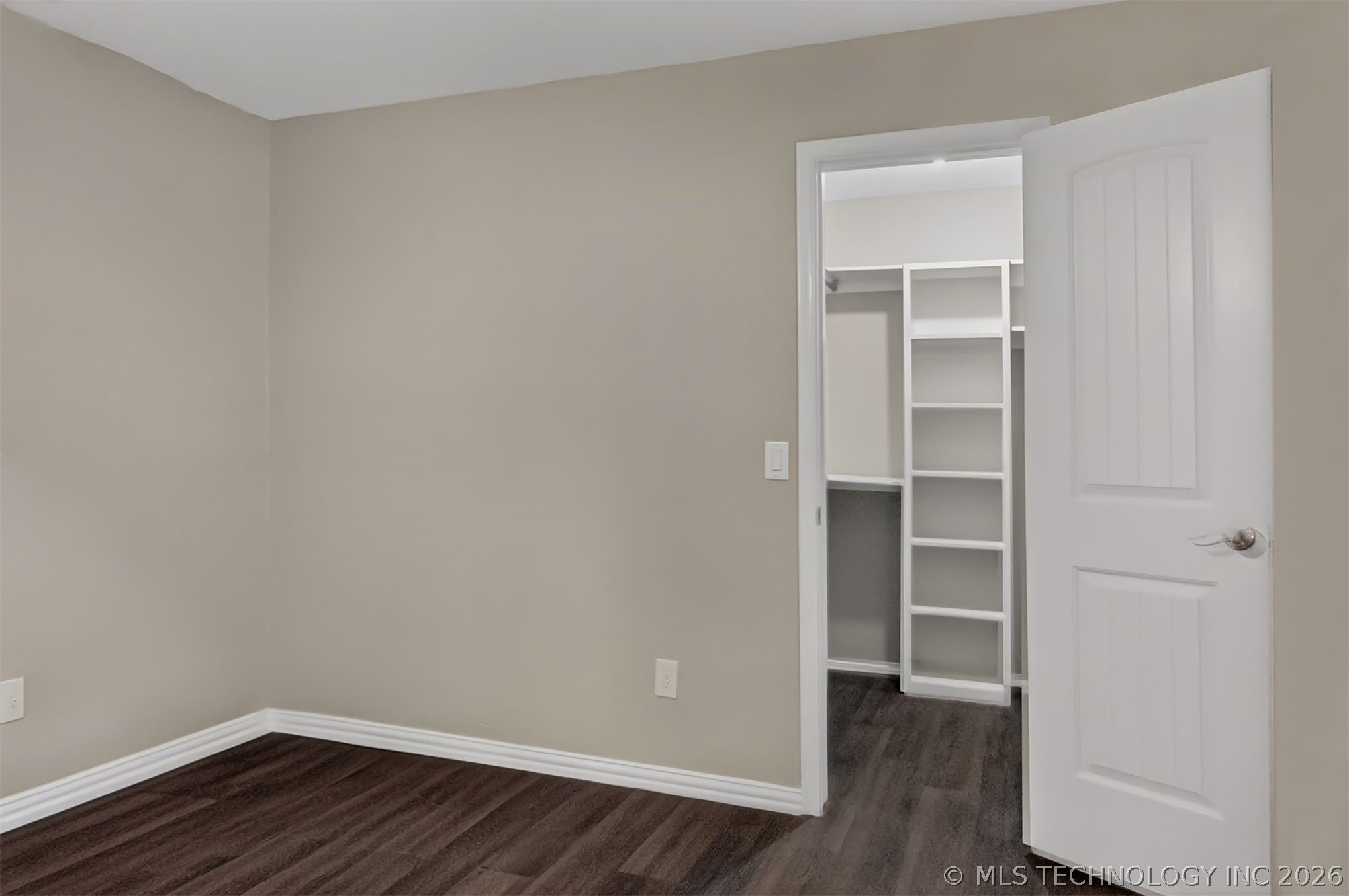 1737 W 63rd Street Property Photo 21