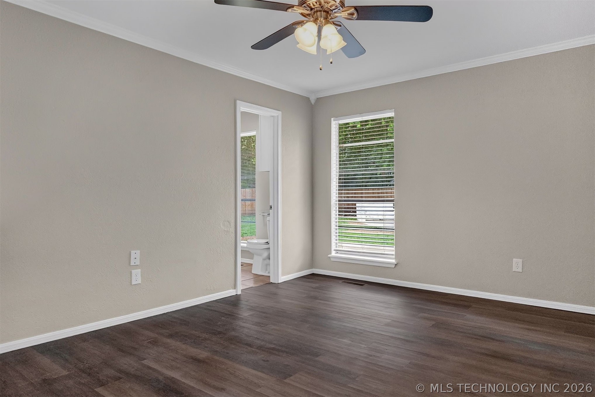 1737 W 63rd Street Property Photo 29