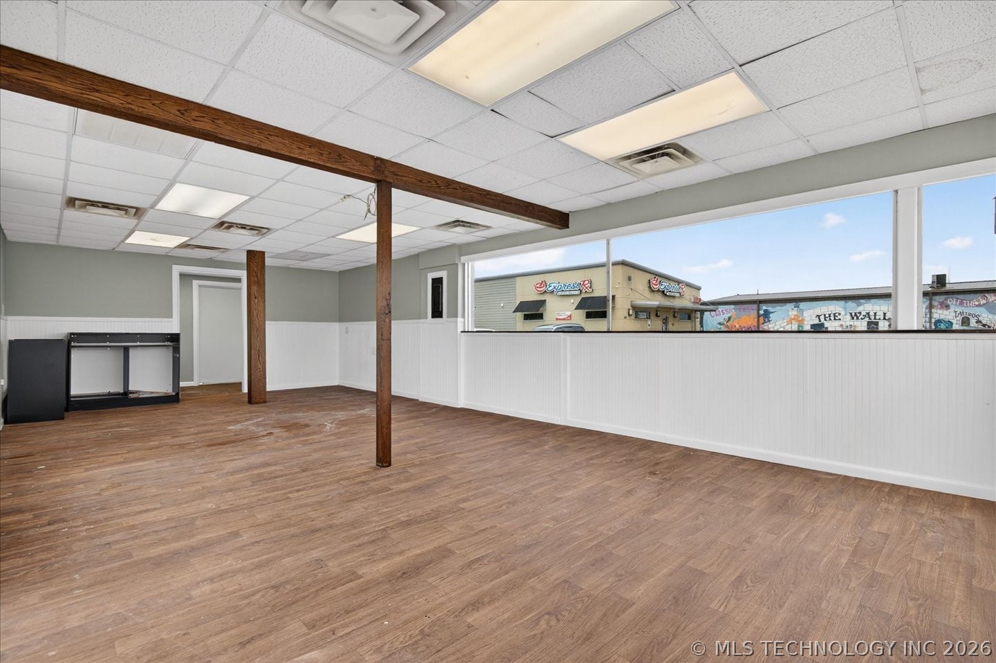 145 Se Washington Boulevard Property Photo 4