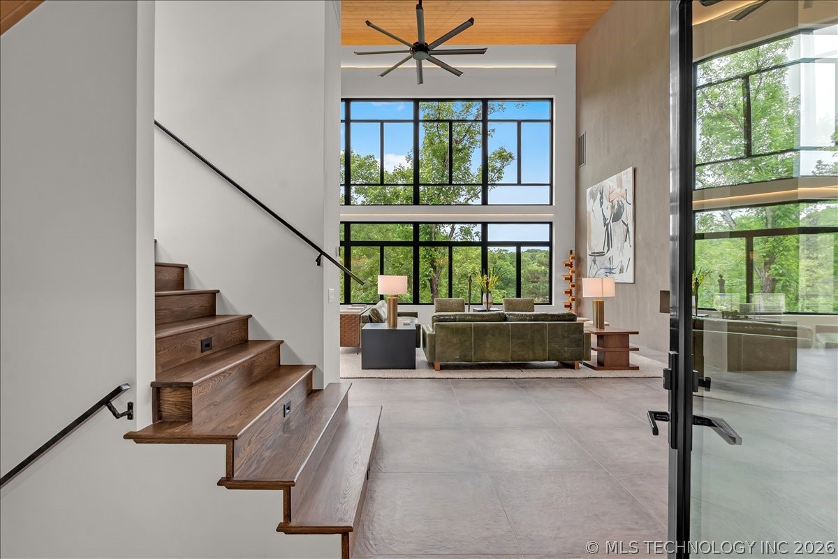 2614699 Property Photo 3
