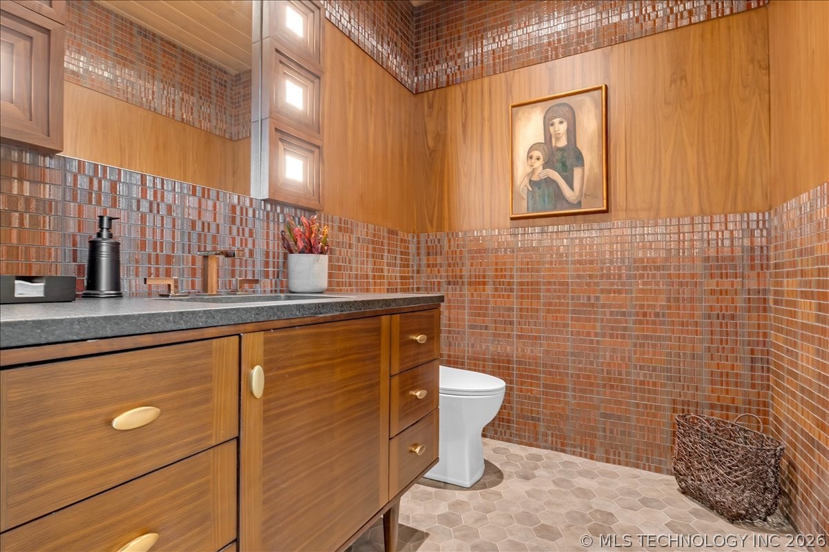 2614699 Property Photo 27