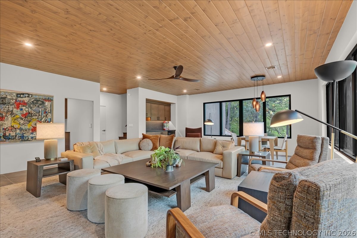 2614699 Property Photo 68