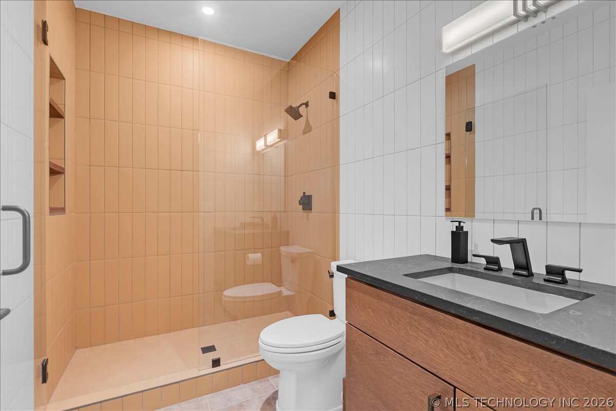2614699 Property Photo 74