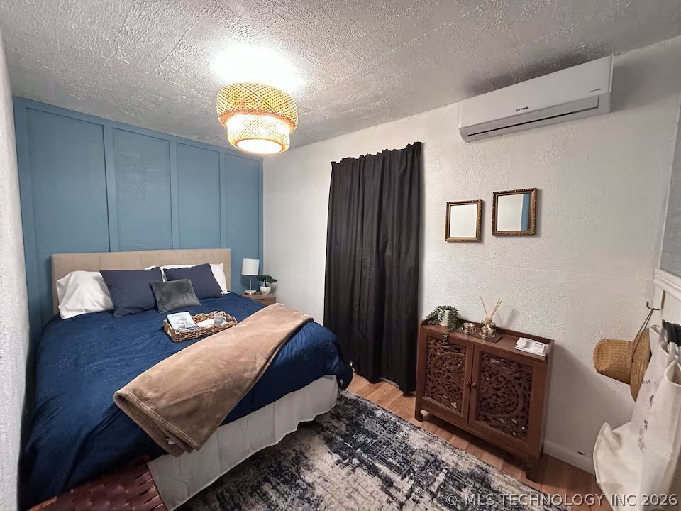 10800 Lois Lane Property Photo 10