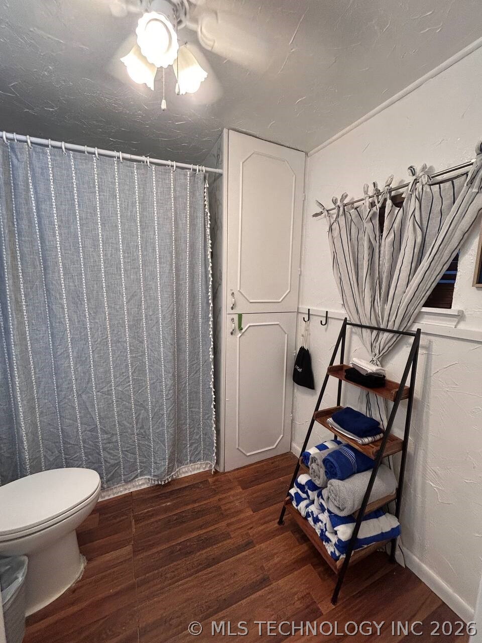 10800 Lois Lane Property Photo 11