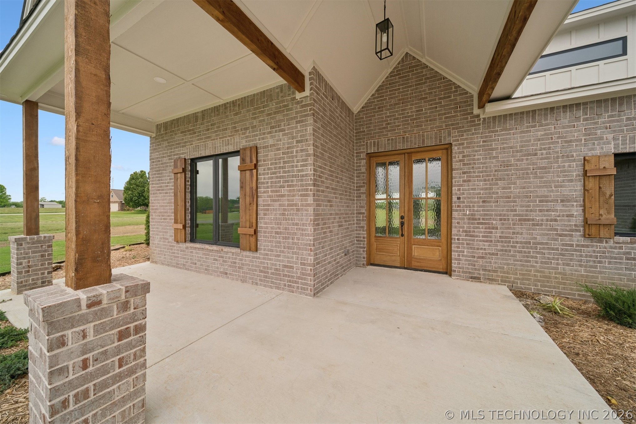 956 Blue Bird Lane Property Photo 13