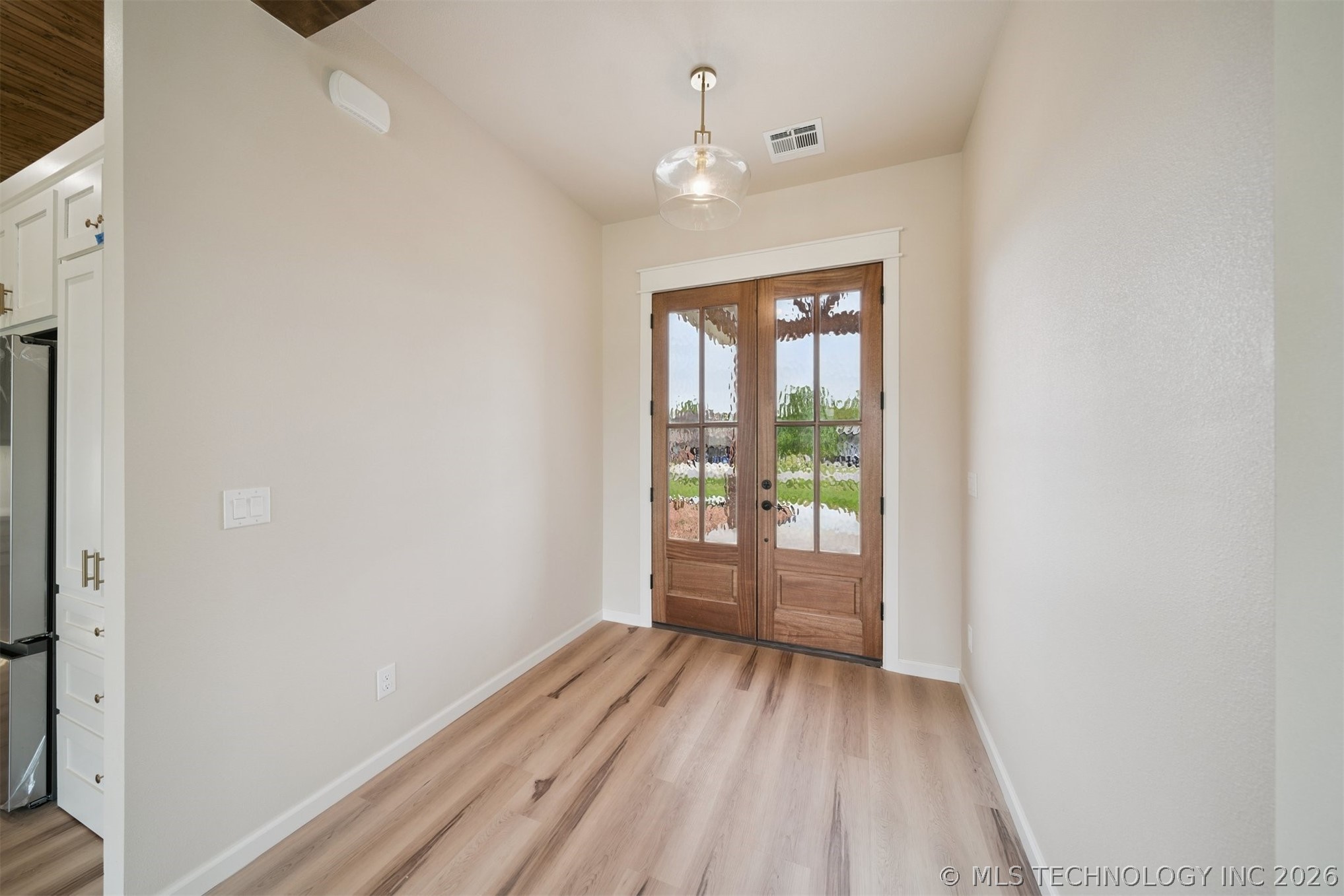 956 Blue Bird Lane Property Photo 14