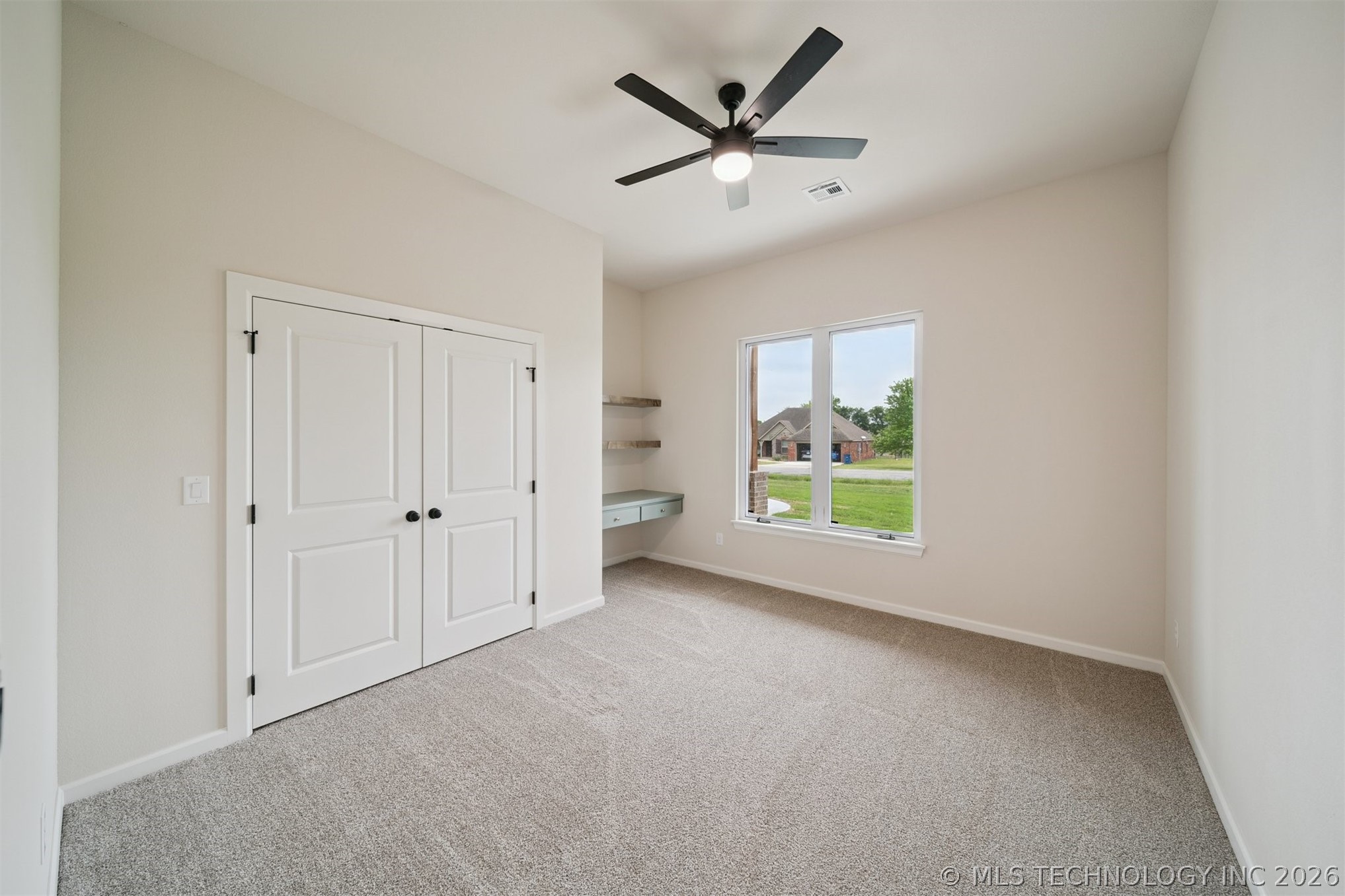 956 Blue Bird Lane Property Photo 43