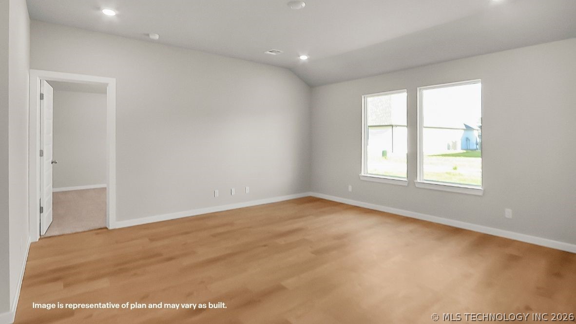 208 Washington Street Property Photo 9