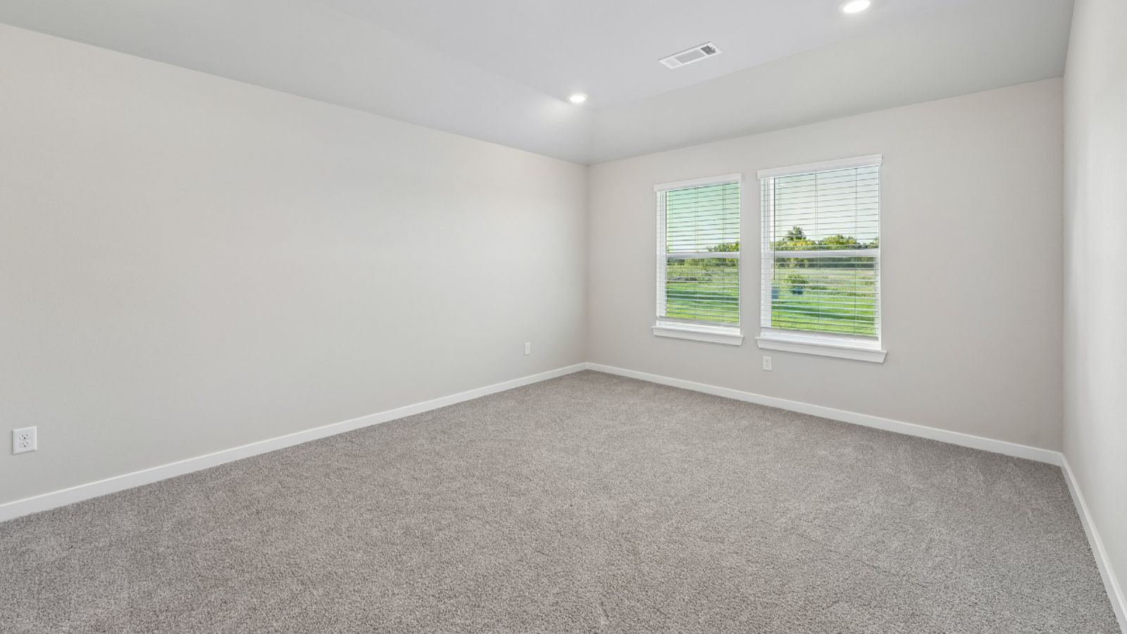 208 Washington Street Property Photo 13