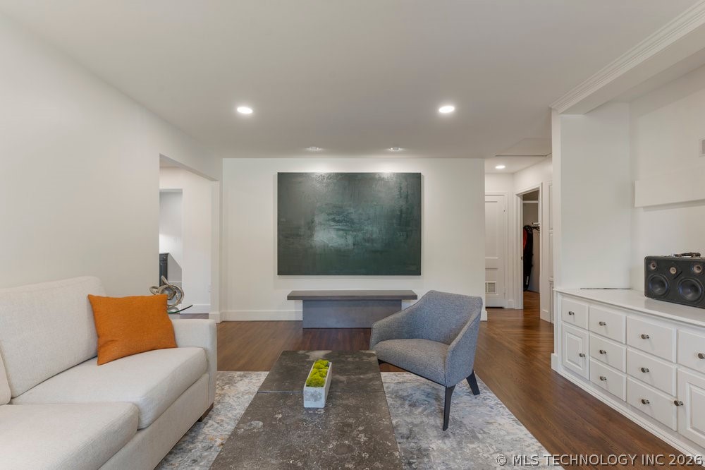 4907 S Boston Avenue Property Photo 10