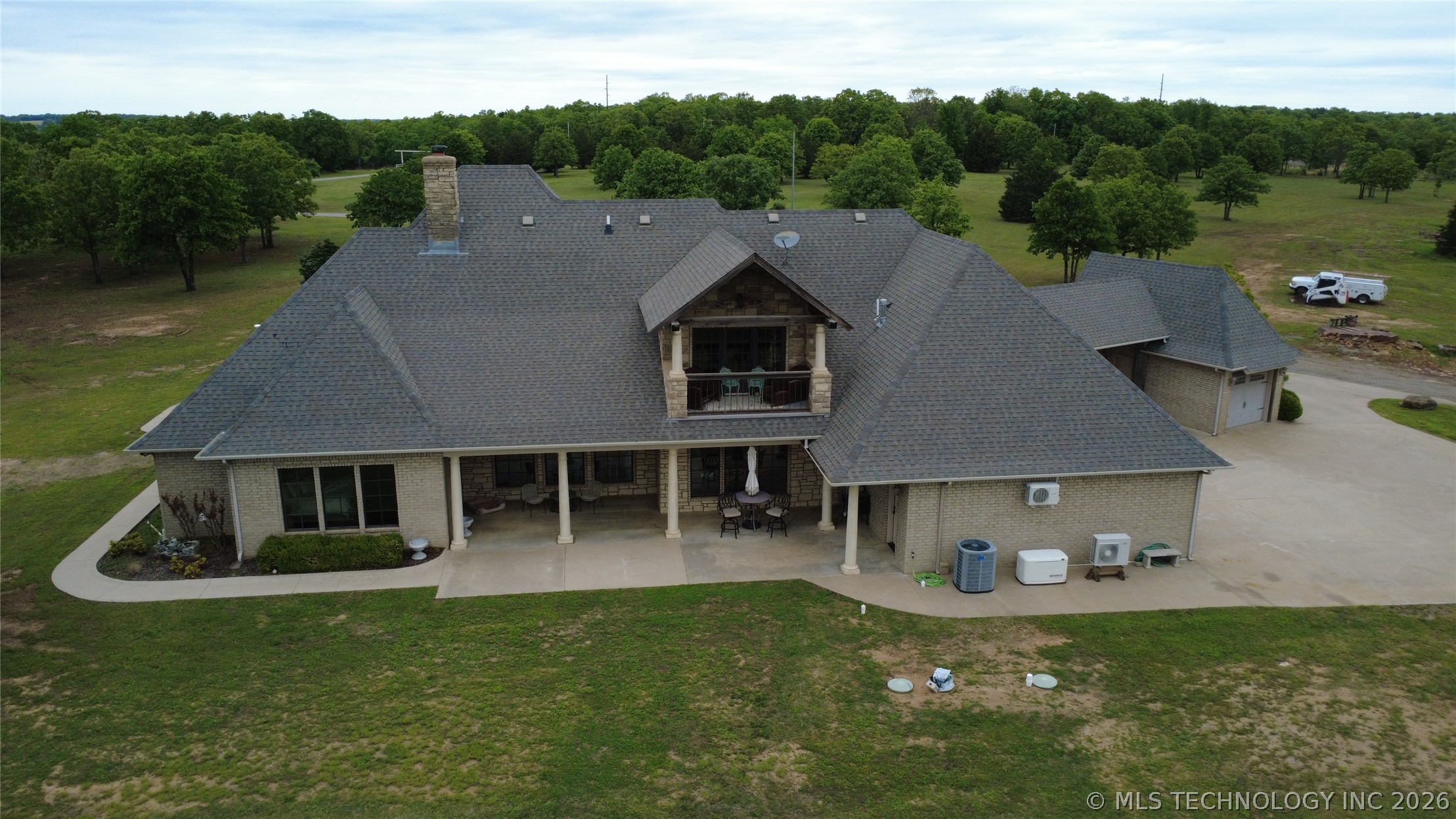 8199 W 800 Road Property Photo 6