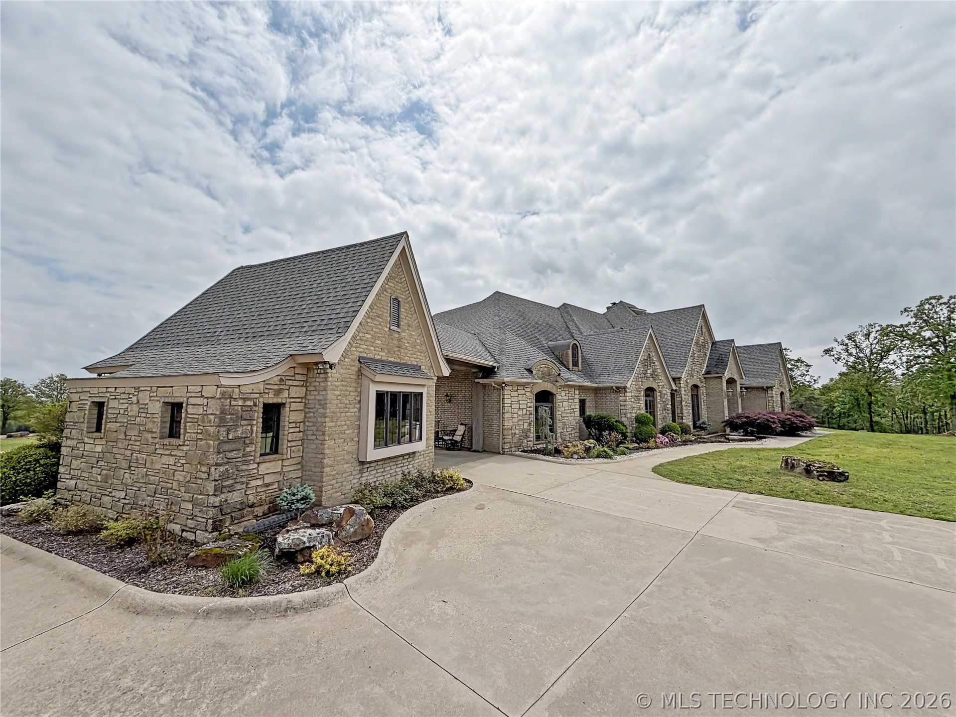 8199 W 800 Road Property Photo 10