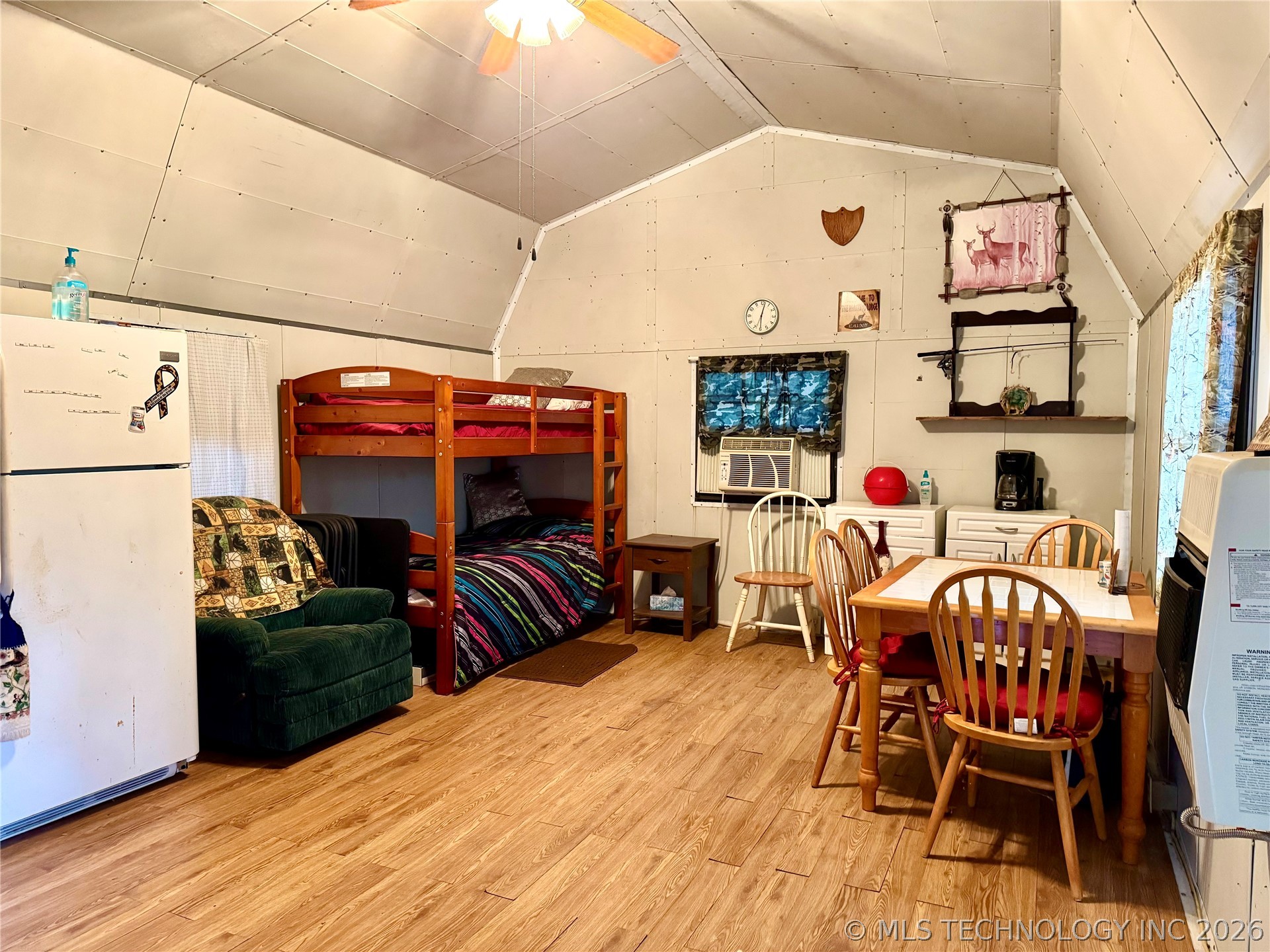 9270 E 420 Road Property Photo 13