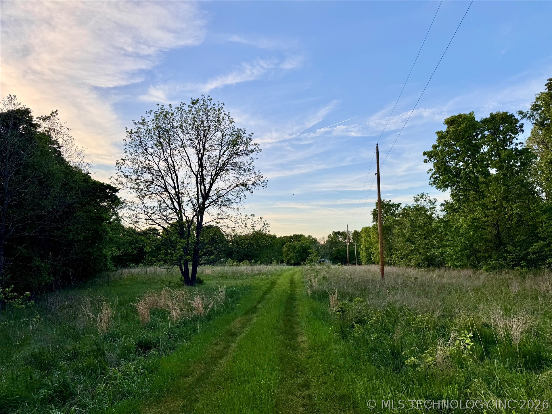 9270 E 420 Road Property Photo 26
