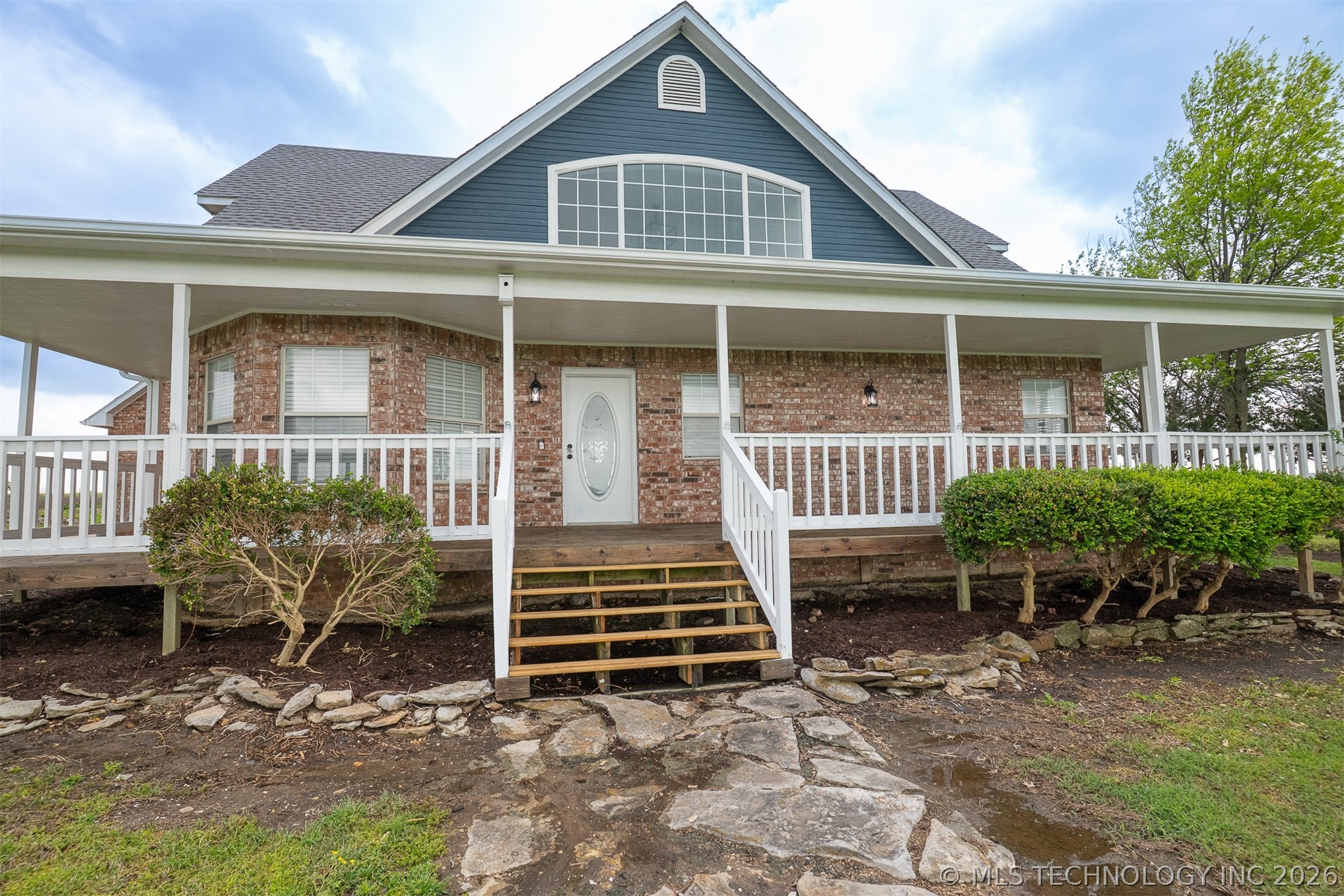 437703 E 340 Road Property Photo 5