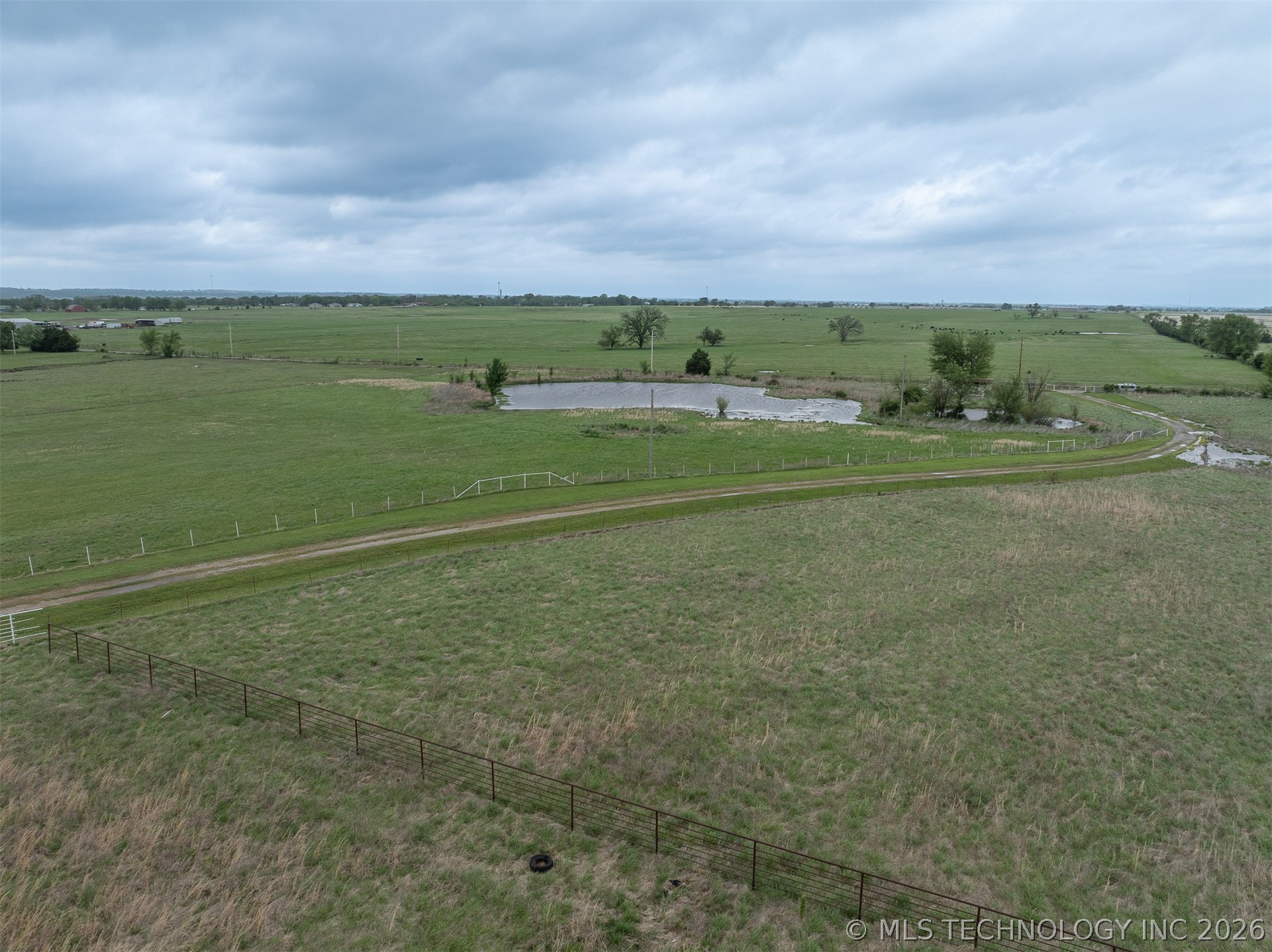 437703 E 340 Road Property Photo 20