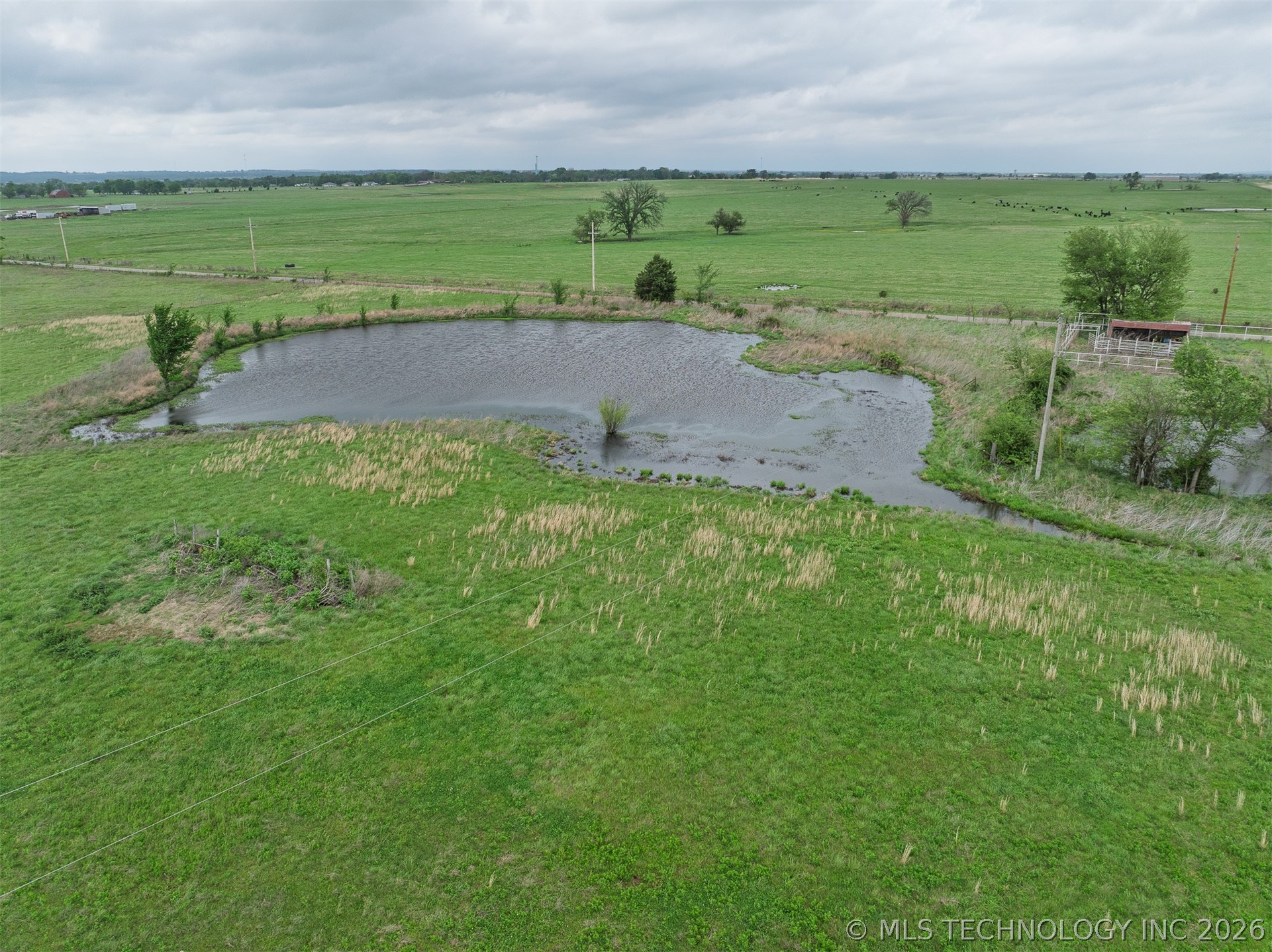 437703 E 340 Road Property Photo 21