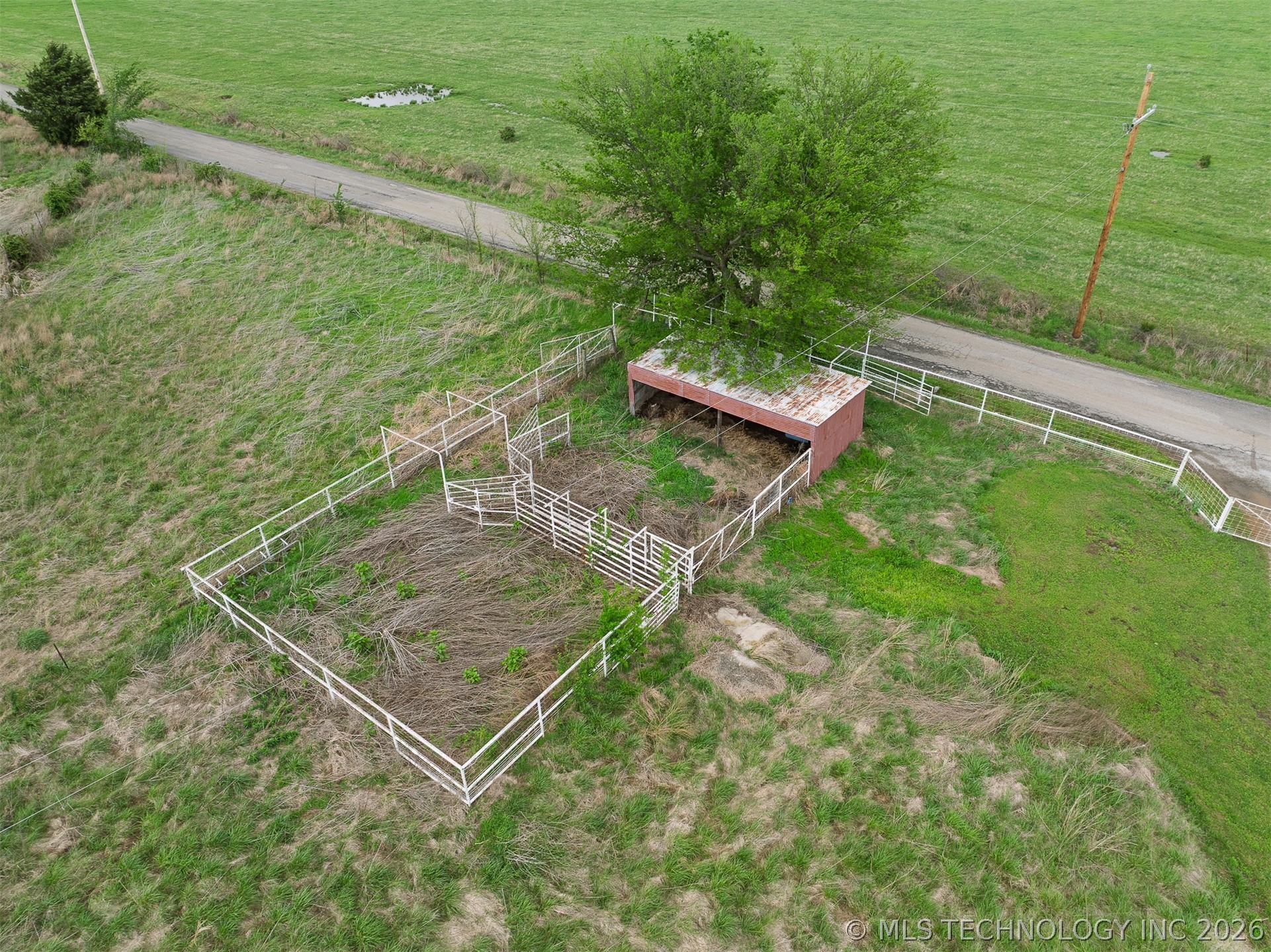 437703 E 340 Road Property Photo 25