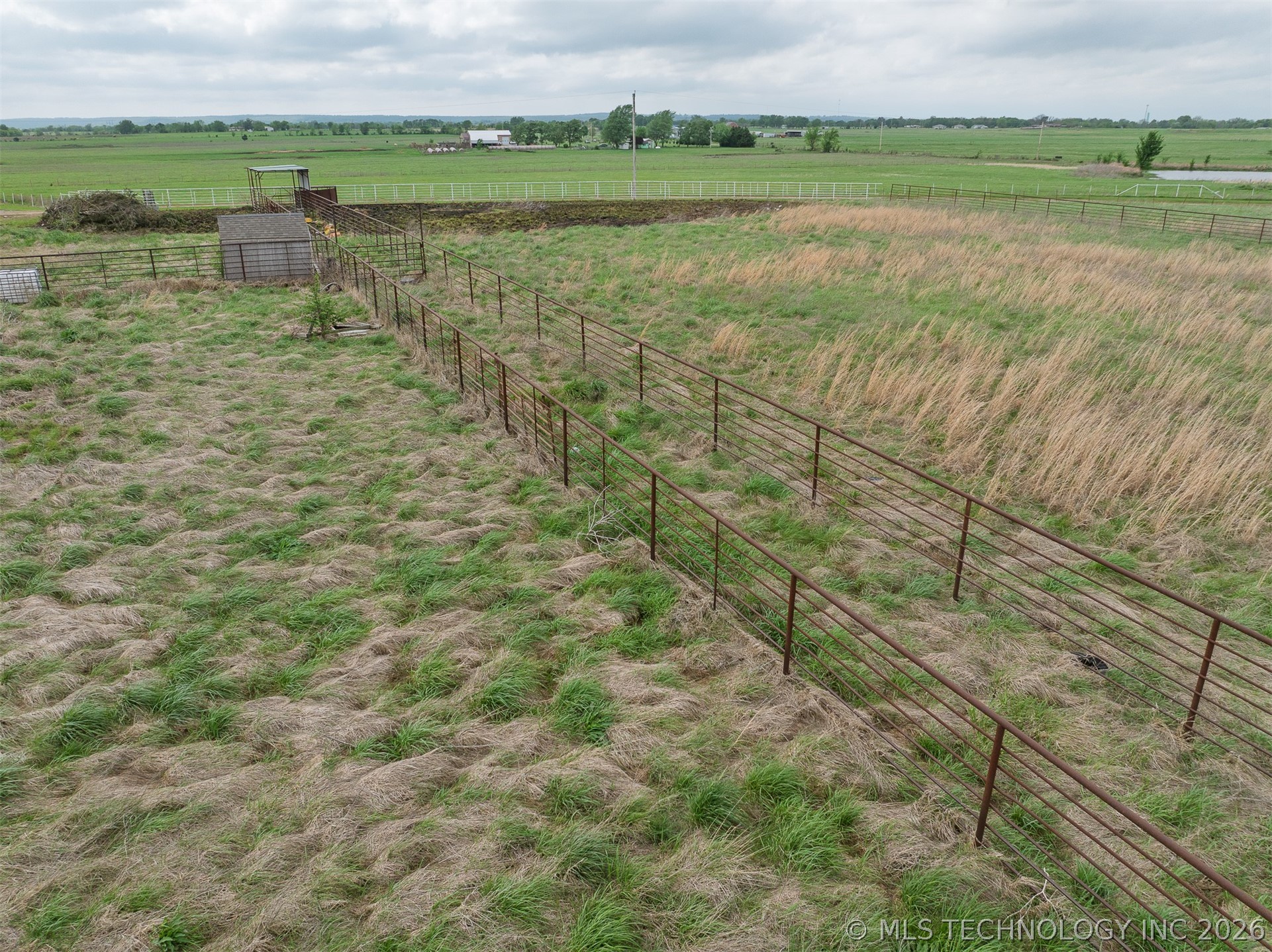 437703 E 340 Road Property Photo 26