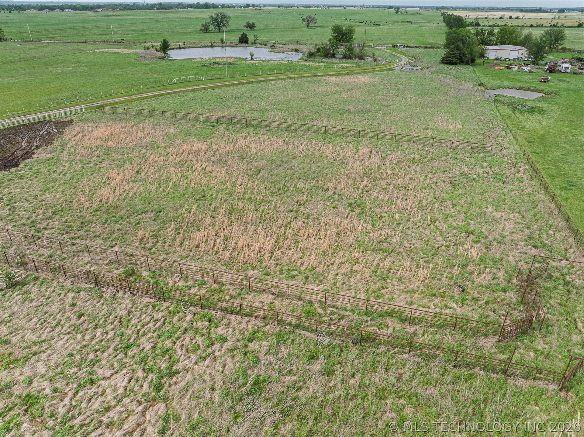 437703 E 340 Road Property Photo 27