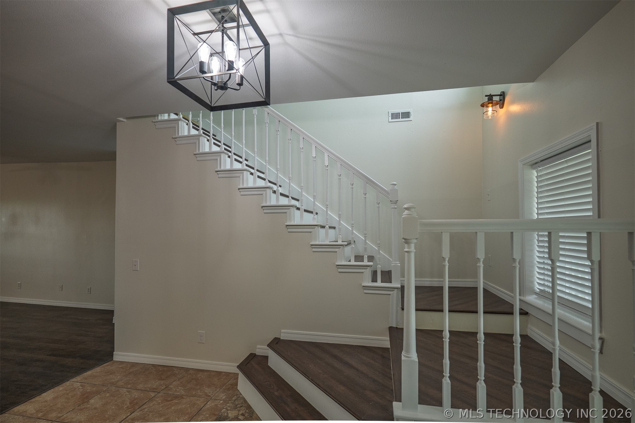 437703 E 340 Road Property Photo 35